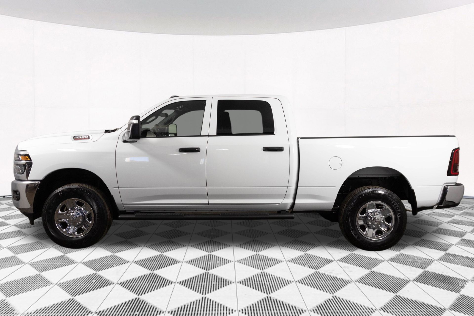 2026 RAM 3500 - Image 12