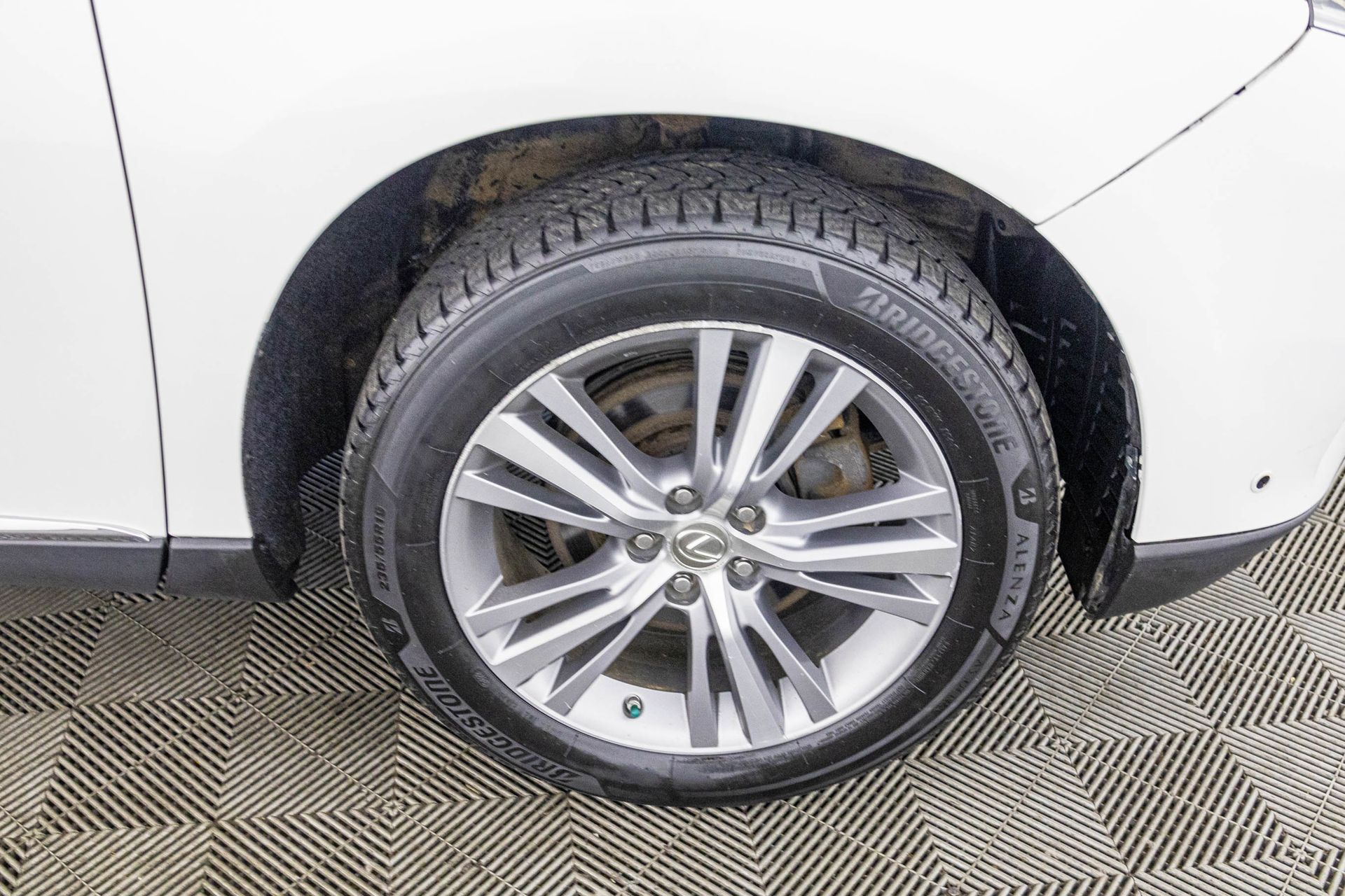 2015 LEXUS RX - Image 46