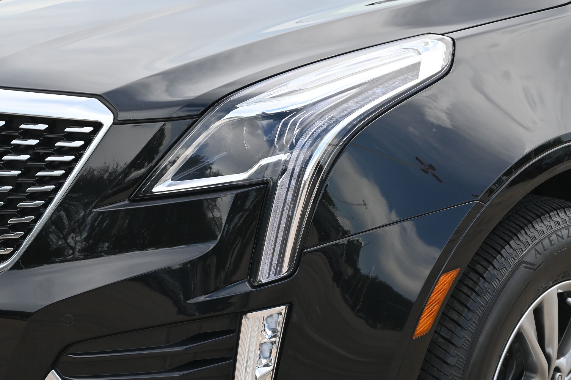 2022 Cadillac XT5 Premium Luxury Black at Bayway Cadillac of The Woodlands