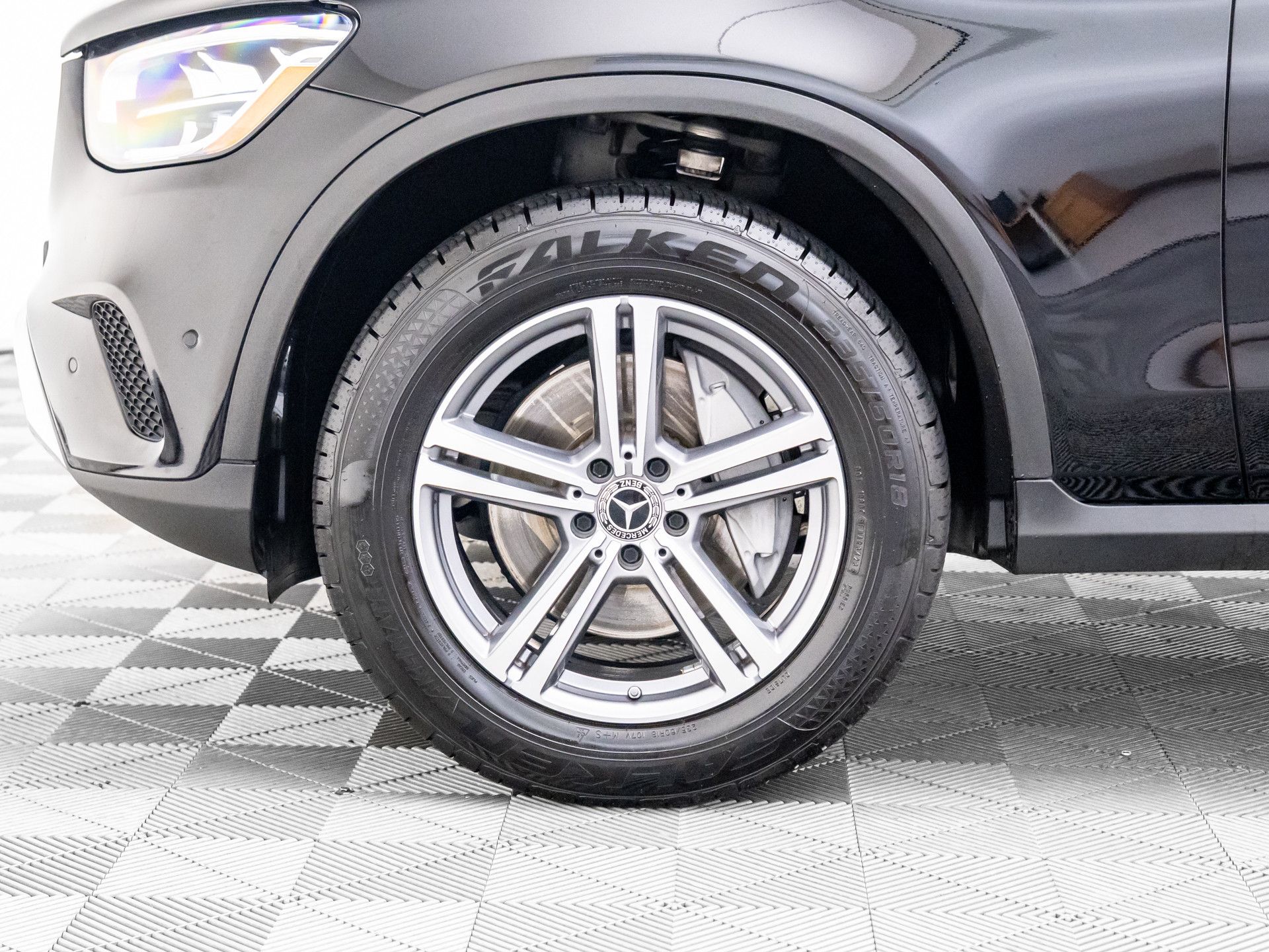 2022 Mercedes-Benz GLC GLC 300 photo