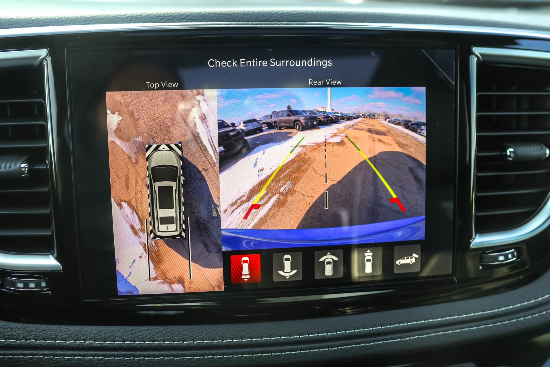 2026 CHRYSLER PACIFICA - Image 18