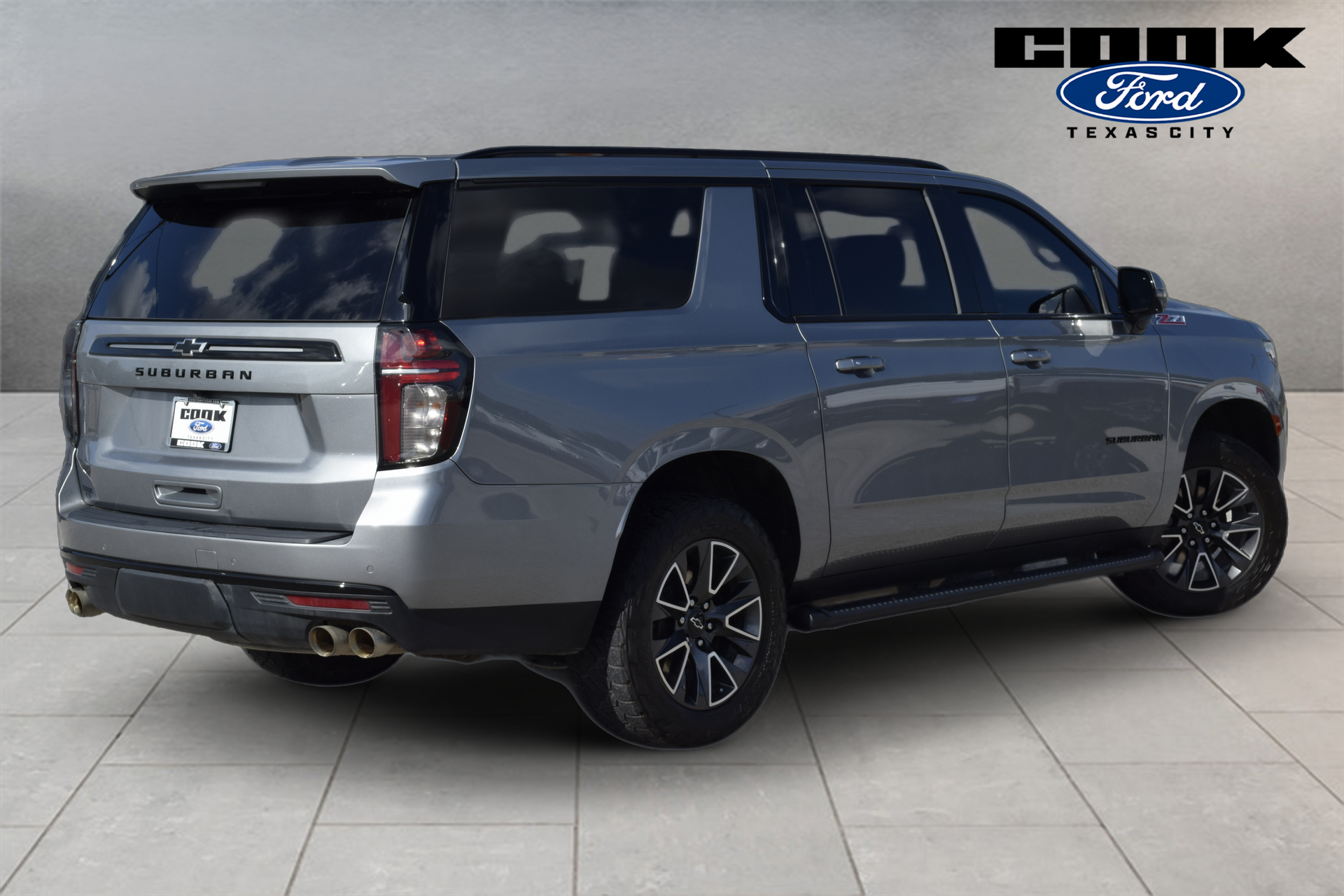 2023 Chevrolet Suburban Z71 - 3