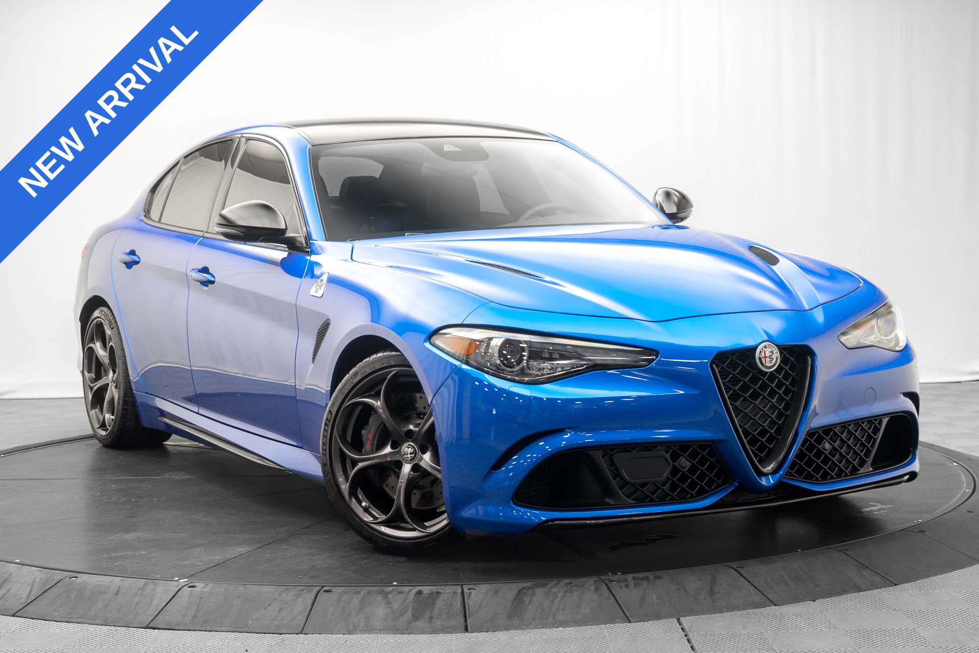 2023 Alfa Romeo Giulia Quadrifoglio