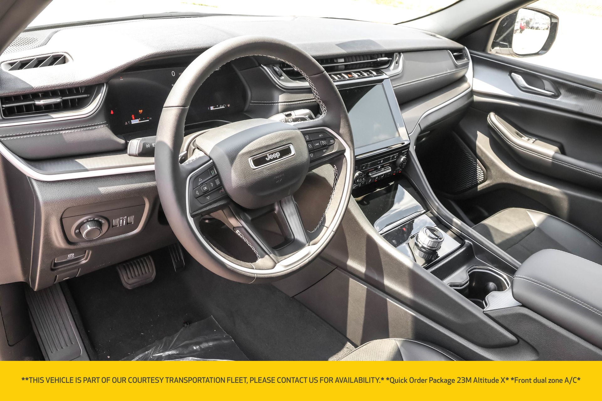 2025 JEEP GRAND CHEROKEE - Image 4