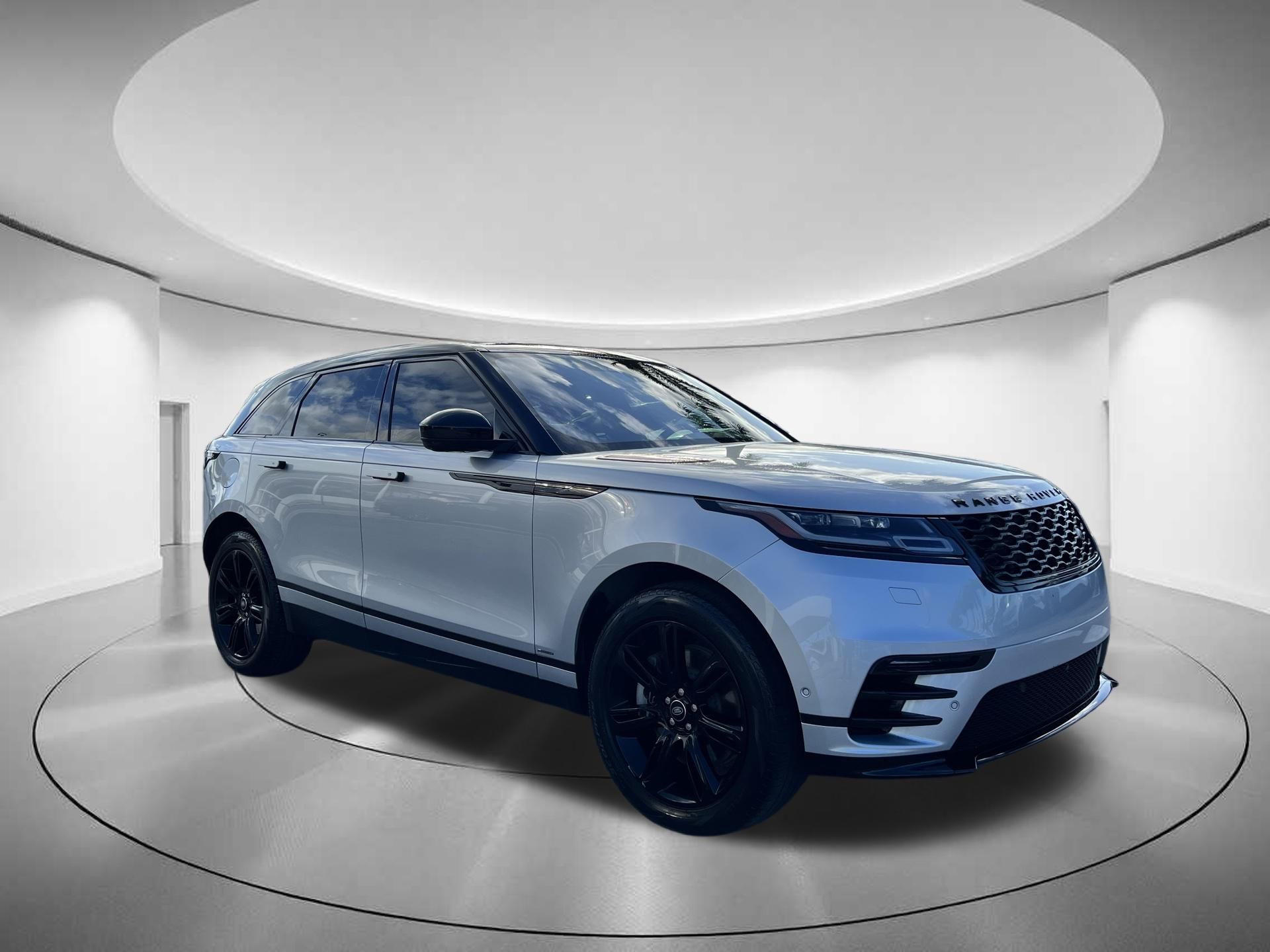 2021 Land Rover Range Rover Velar R-Dynamic S 24