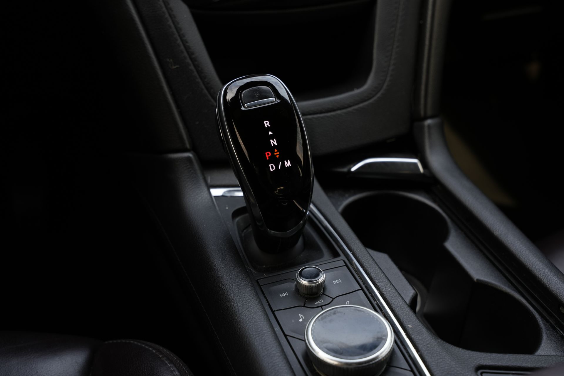 2020 Cadillac XT6 Premium Luxury Black at AutoSavvy Houston Northwest