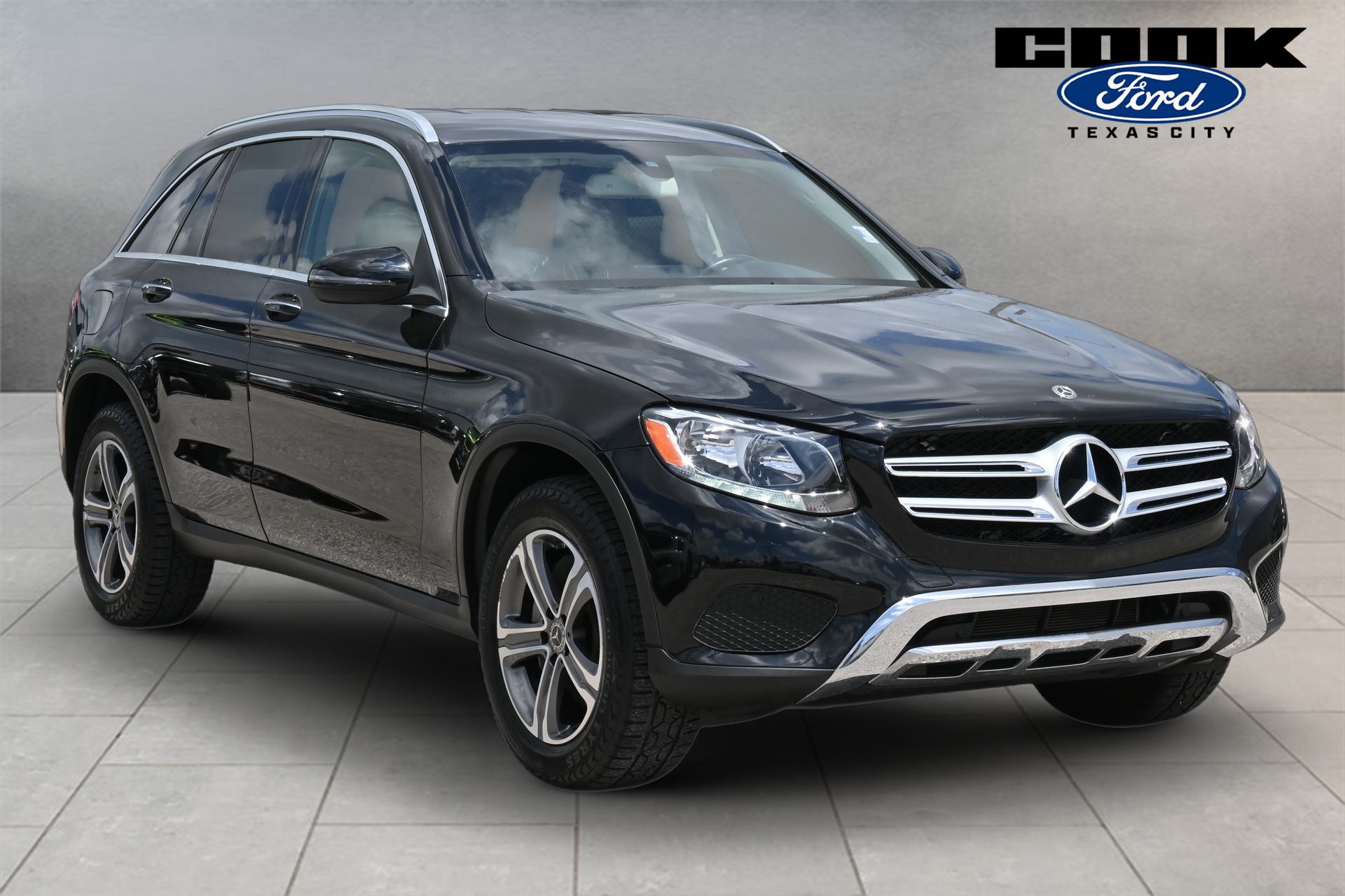 2019 Mercedes-Benz GLC GLC 300 - 1