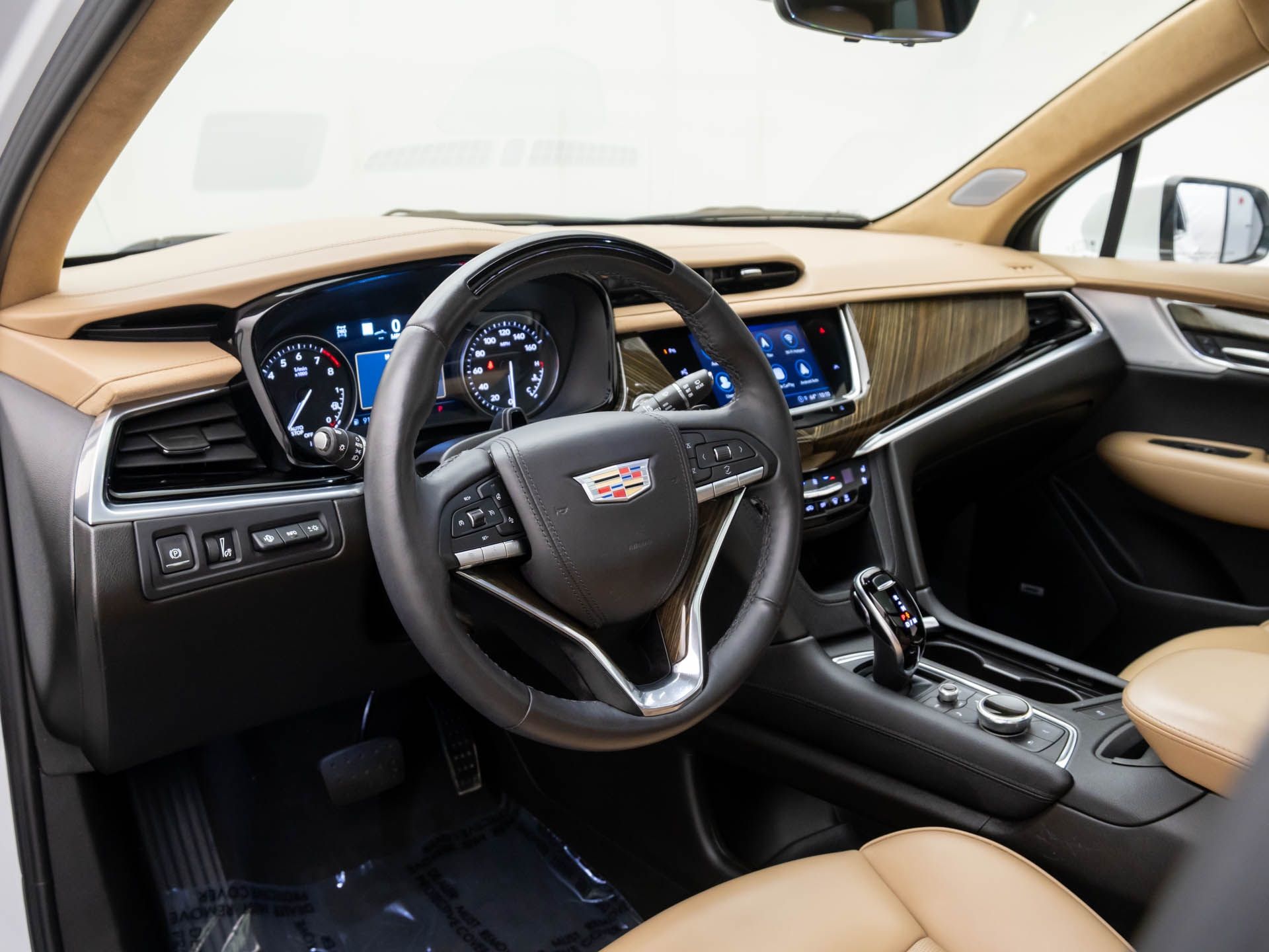 2022 Cadillac XT6 Premium Luxury photo