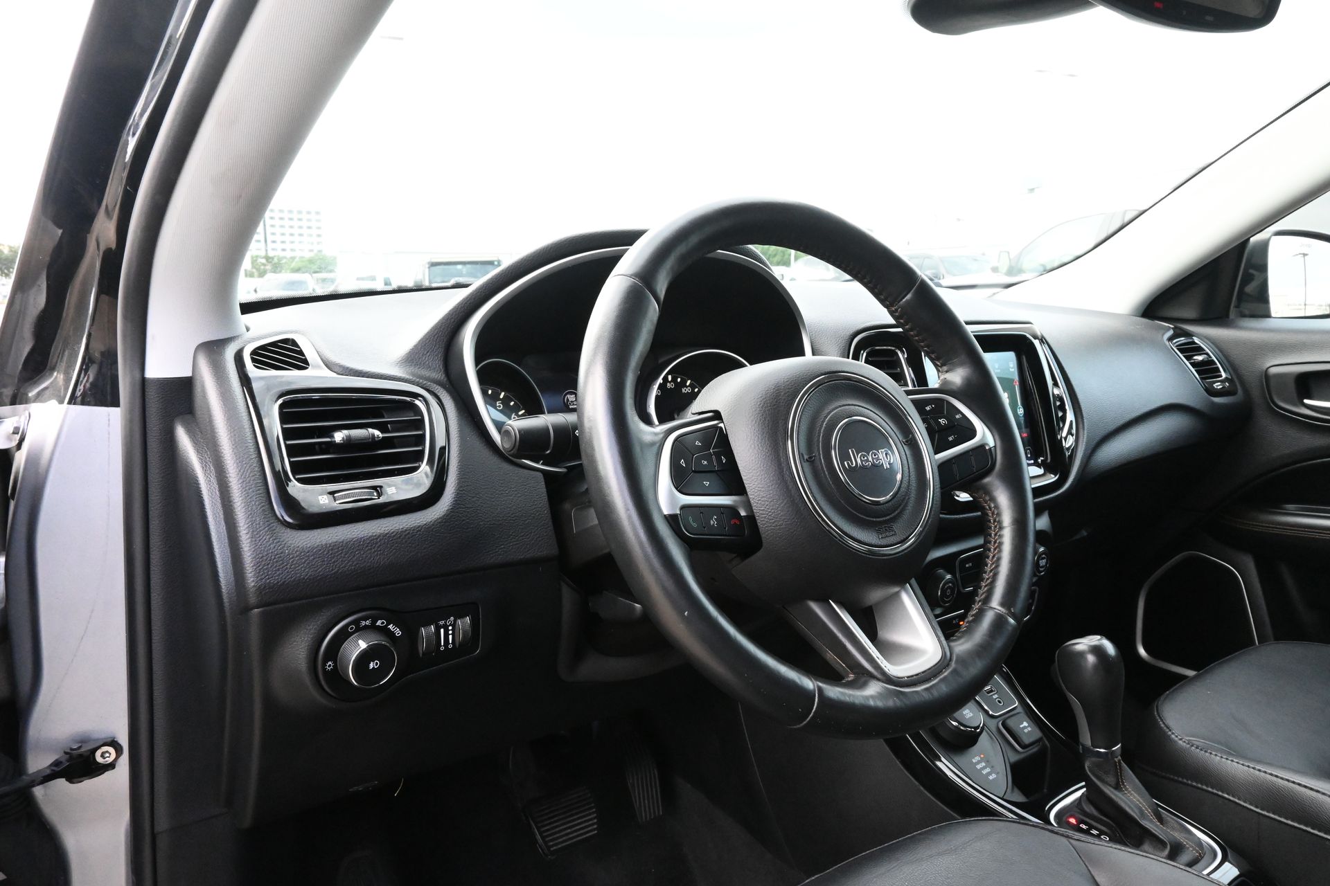 2018 Jeep Compass Limited Silver at Bravo Nissan