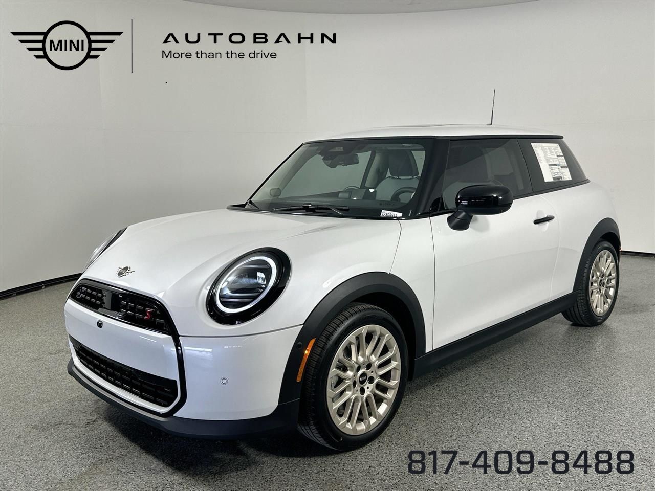 Nanuq White Metallic 2025 MINI Cooper S 2-Door Hatchback FWD Hatchback Front-Wheel Drive 7-Speed Automatic