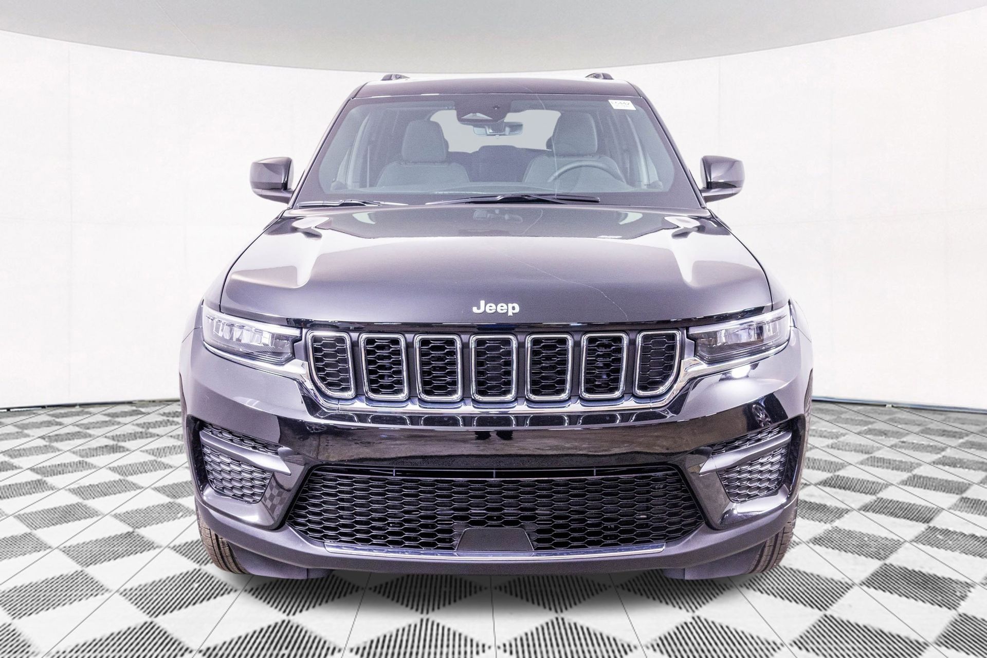 2025 JEEP GRAND CHEROKEE - Image 5