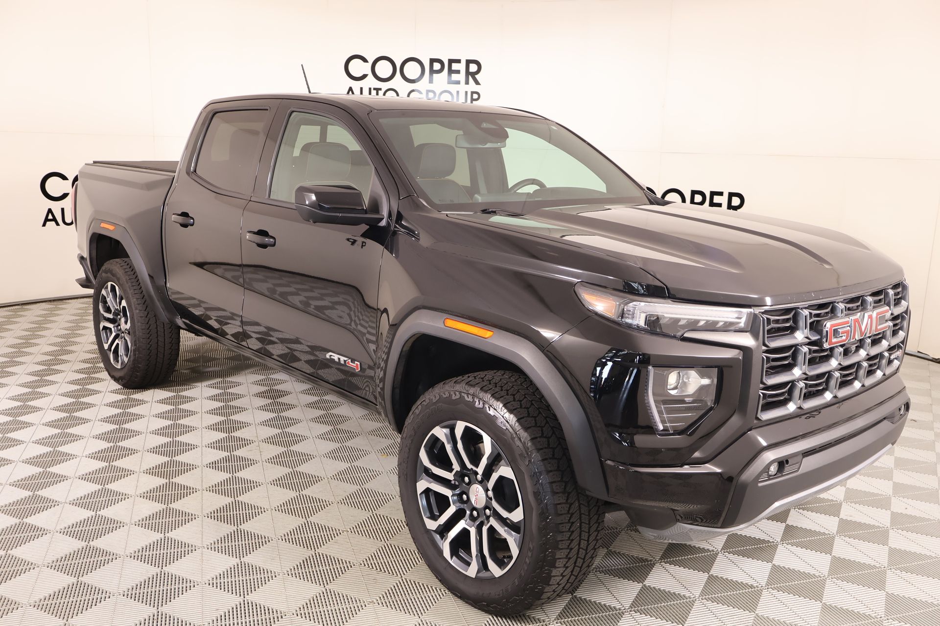Onyx Black 2024 GMC Canyon Pickup Truck Four-Wheel Drive 8-Speed Automatic