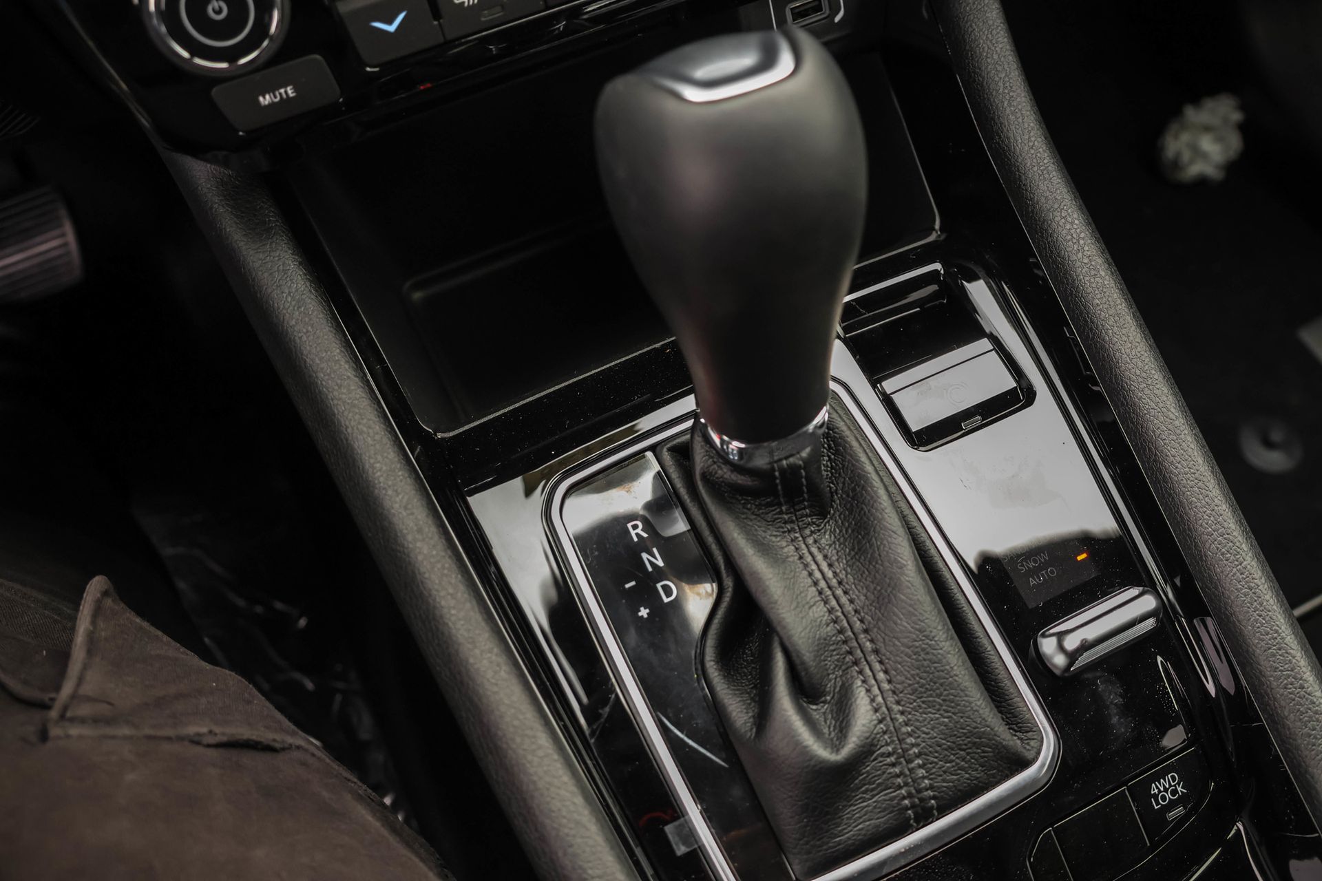 2026 JEEP COMPASS - Image 17