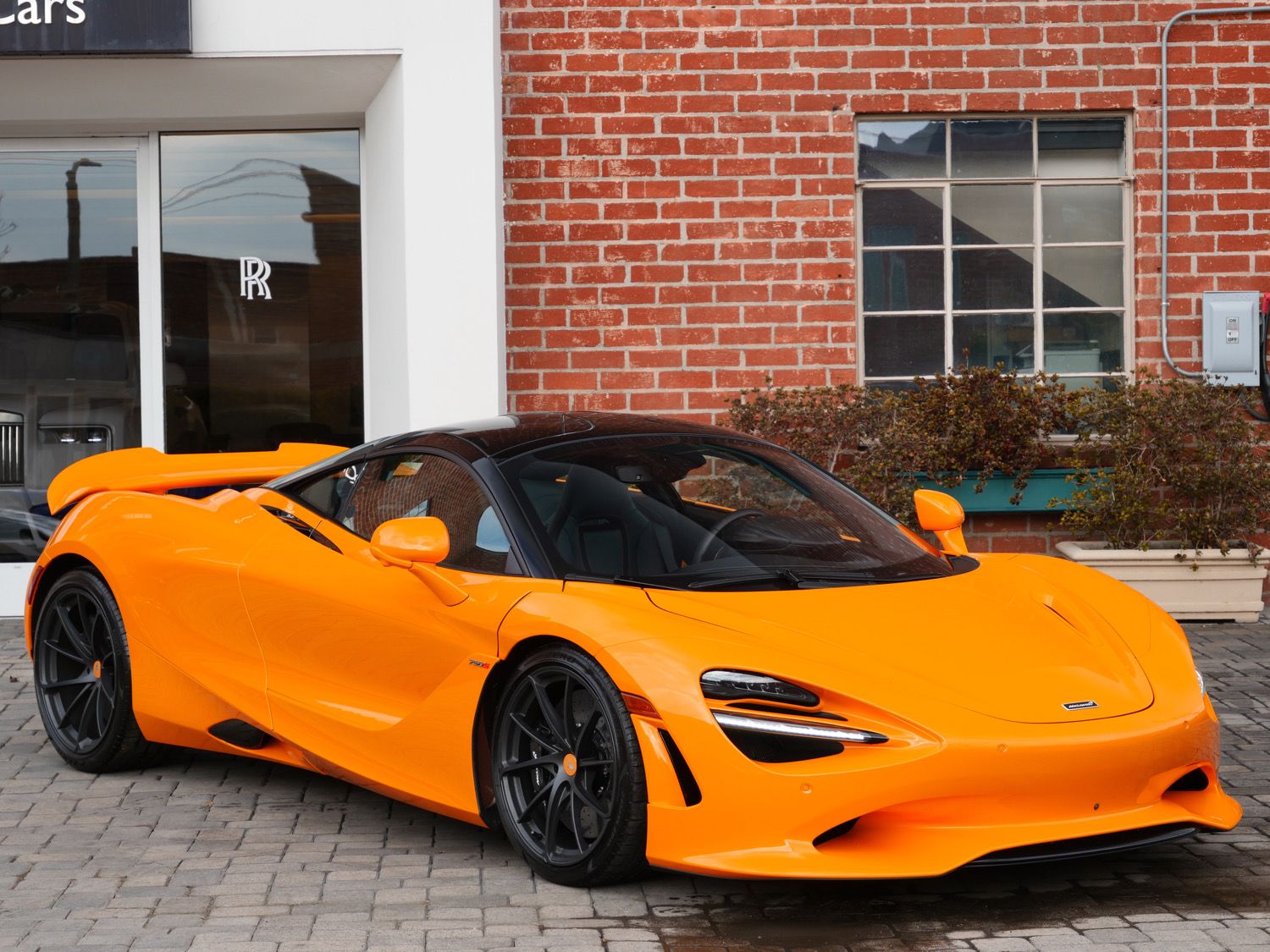 Papaya Spark 2025 McLaren 750S Coupe Rear-Wheel Drive 7-Speed Automatic