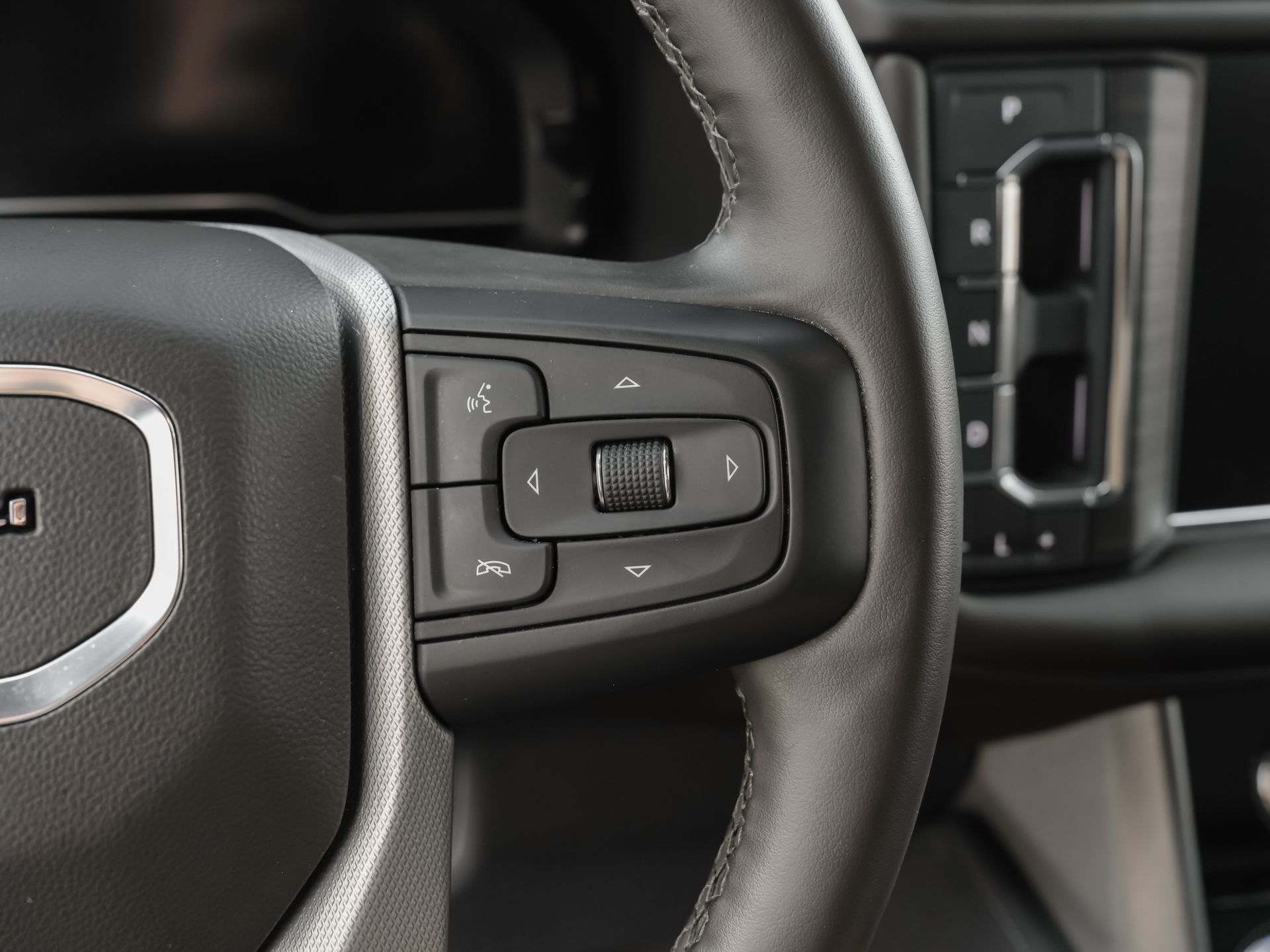 used 2023 GMC Yukon car, priced at $65,400