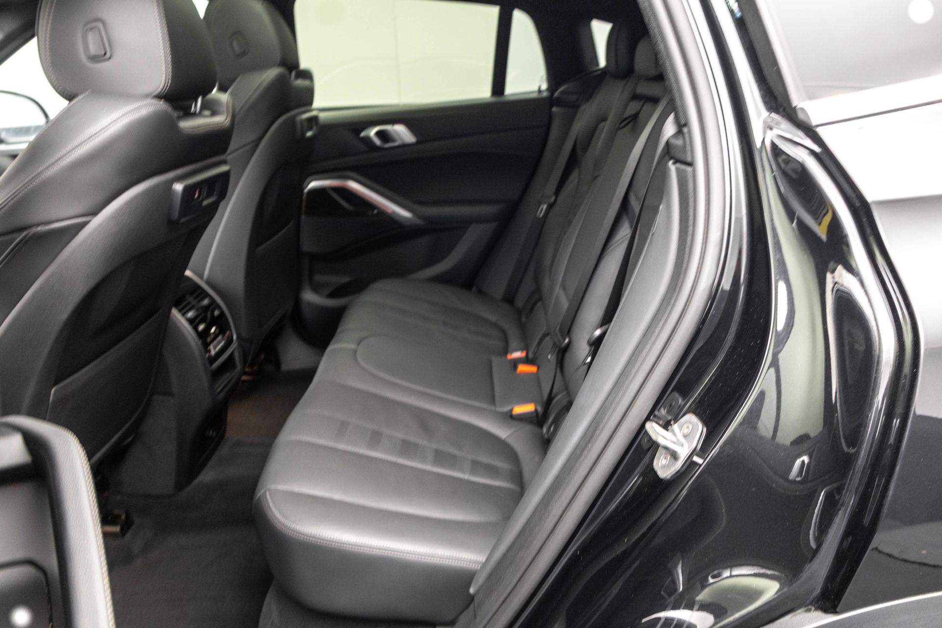 2020 BMW X6 - Image 30