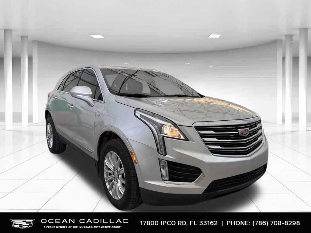 2018 Cadillac XT5 Base 8