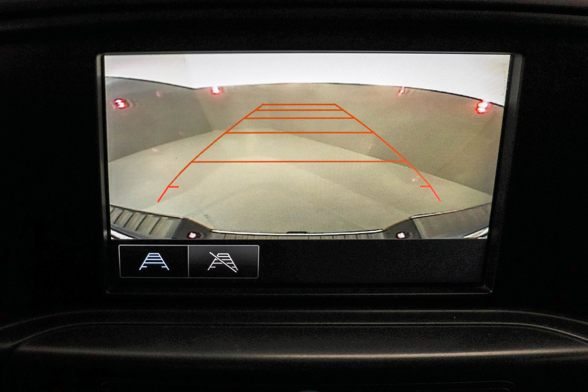 2017 CHEVROLET SILVERADO - Image 7