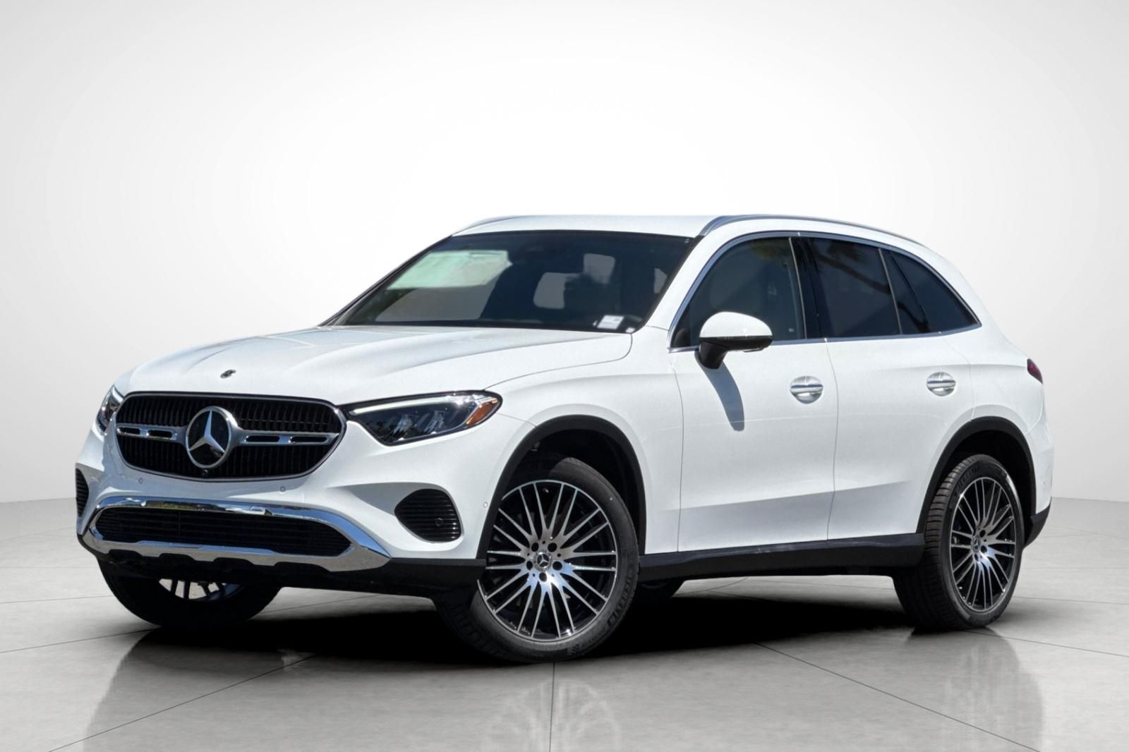Polar White 2026 Mercedes-Benz GLC SUV / Crossover Rear-Wheel Drive 9-Speed Automatic