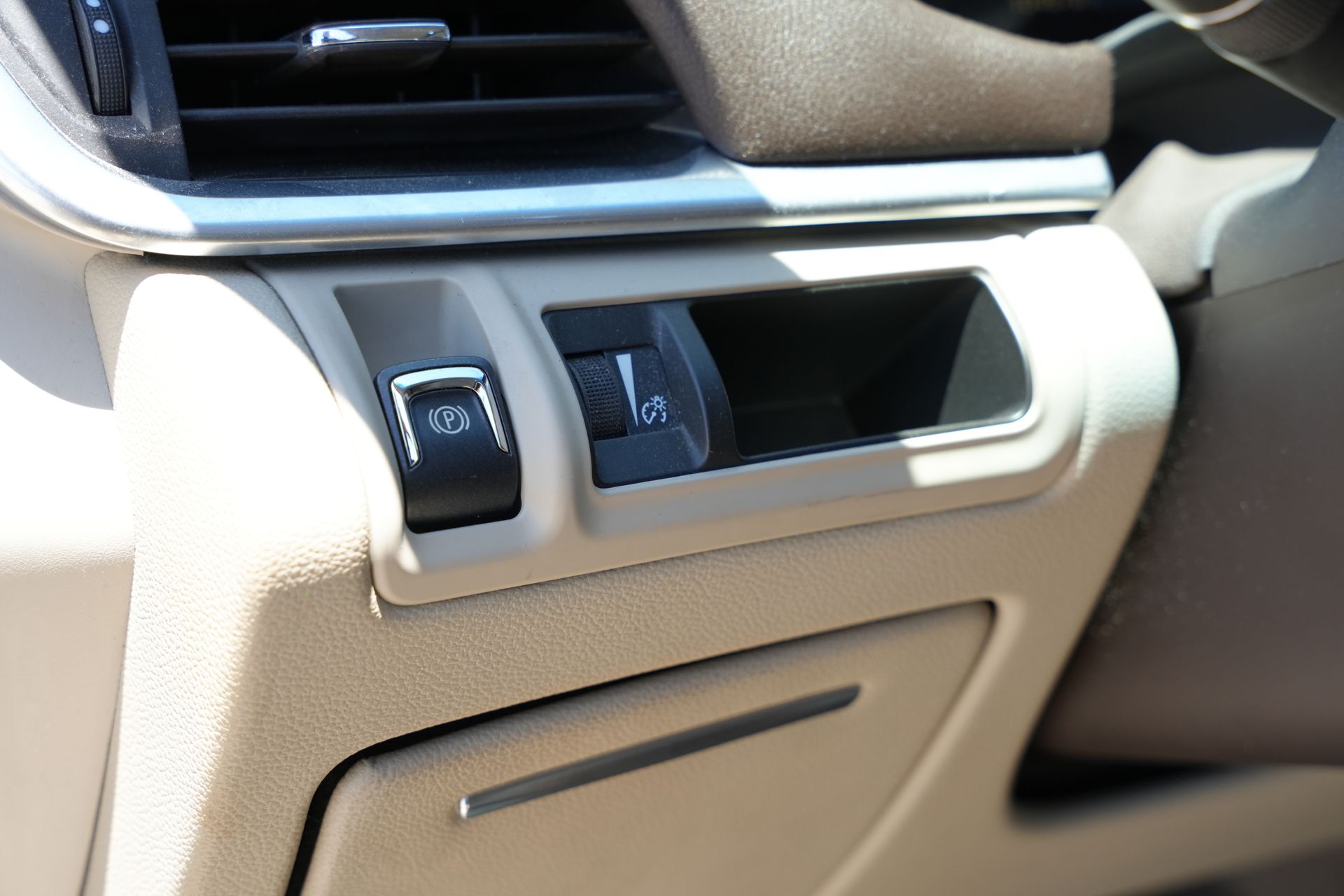 2013 Cadillac XTS Luxury Silver at Emmons Autoplex