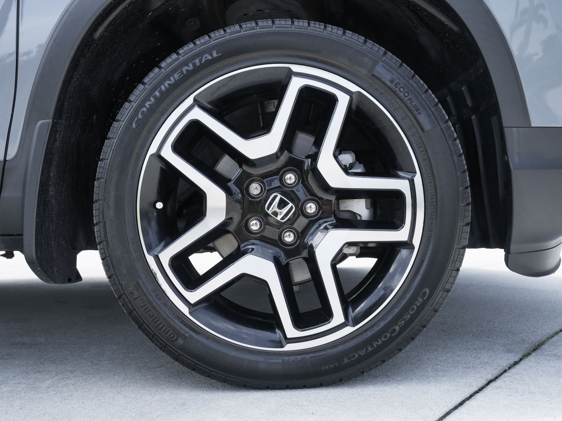 used 2023 Honda Passport car, priced at $34,000