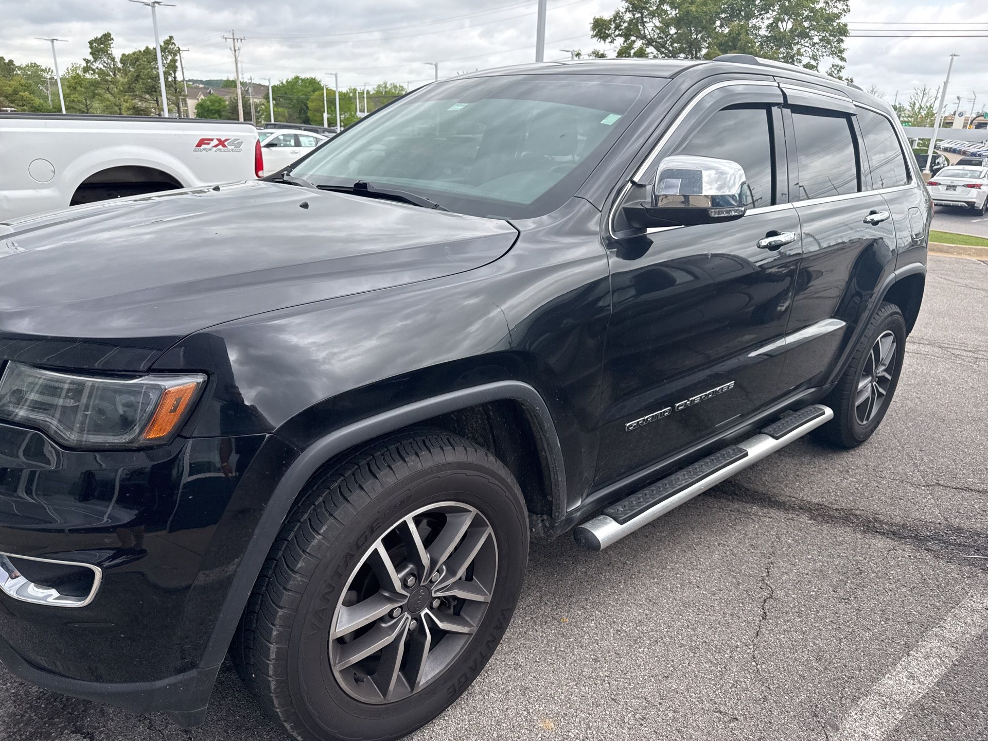 Diamond Black Crystal Pearlcoat 2021 Jeep Grand Cherokee Limited 4WD SUV / Crossover Four-Wheel Drive 8-Speed Automatic