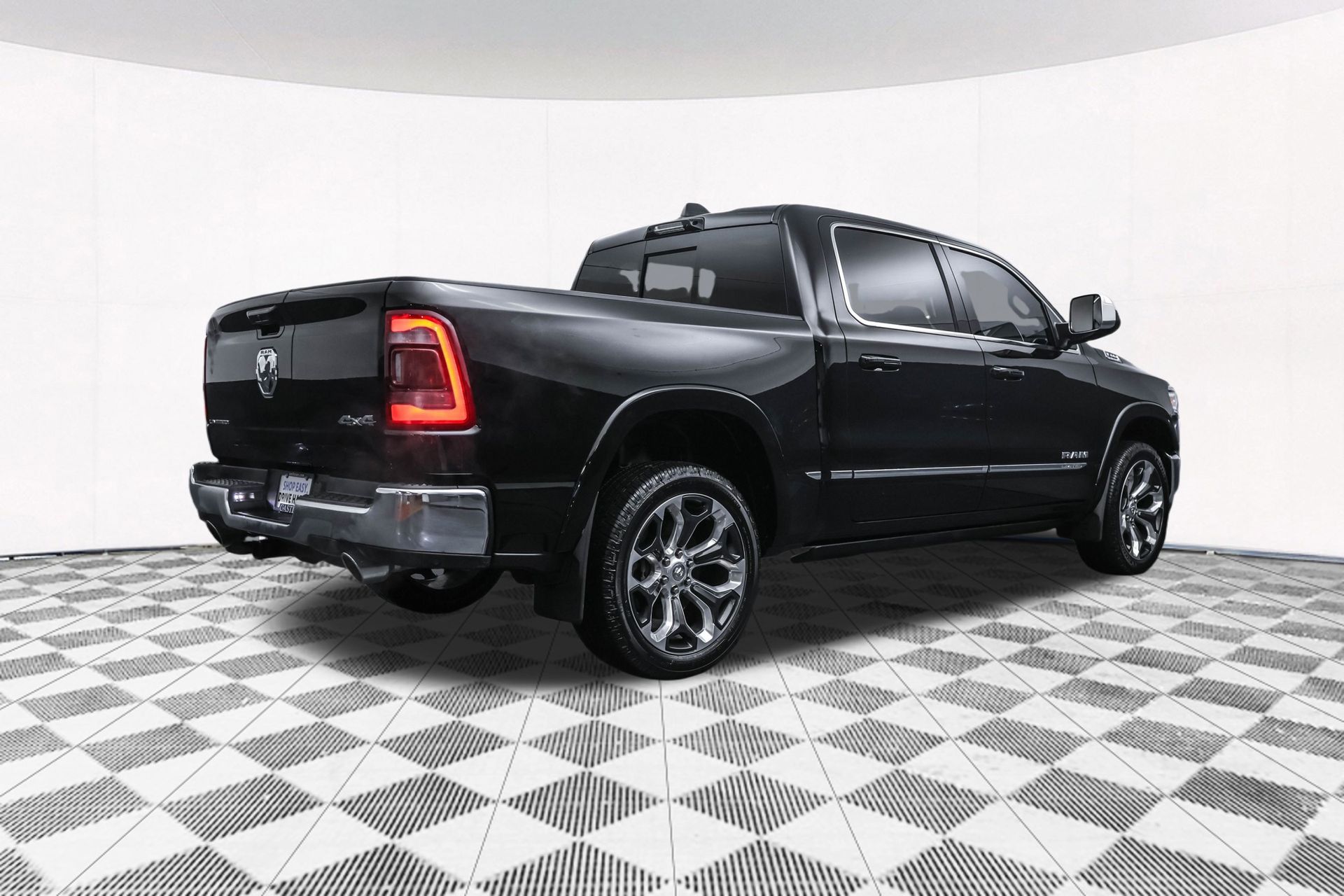 2023 RAM 1500 - Image 46