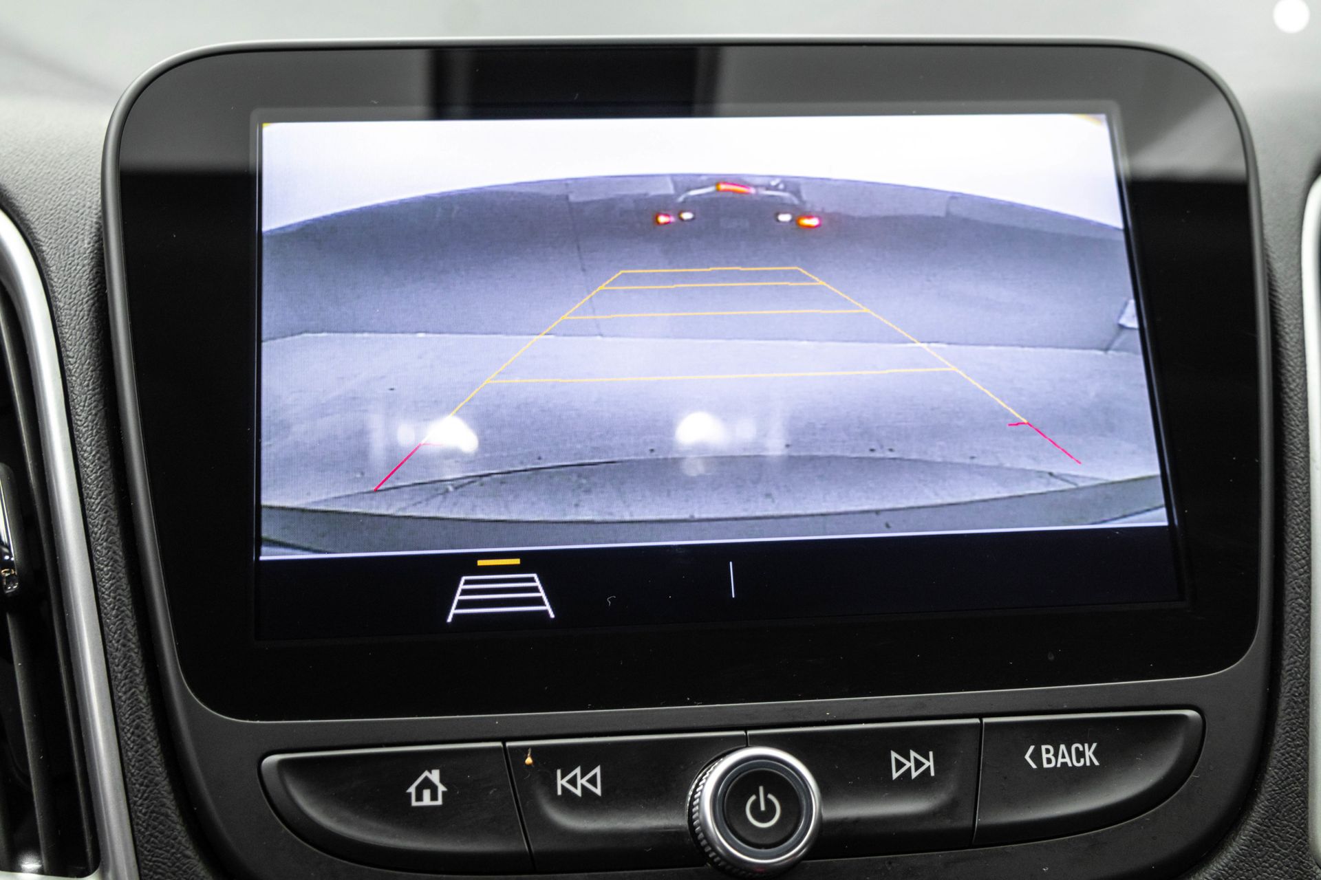 2019 CHEVROLET MALIBU - Image 24