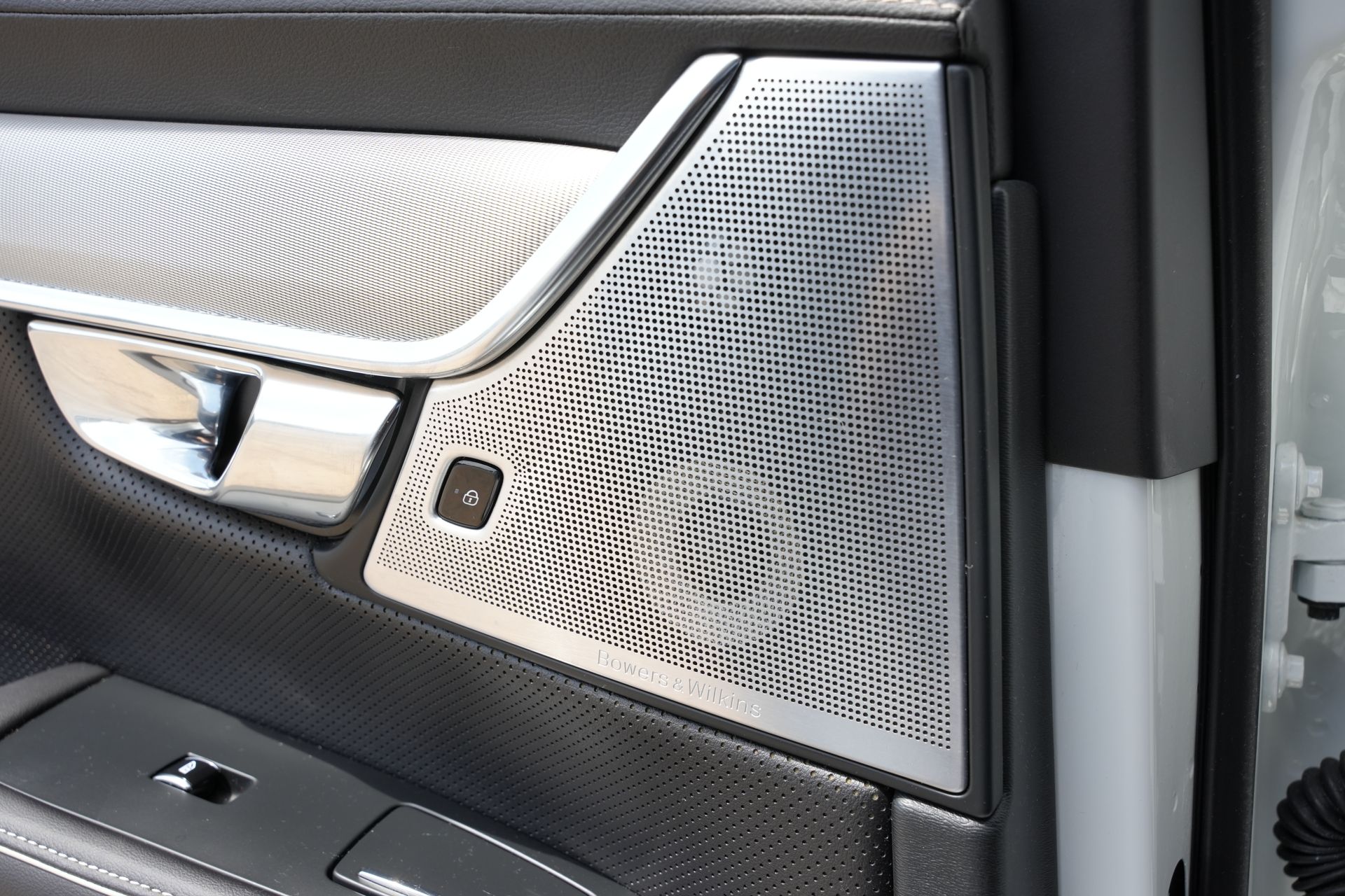 2021 Volvo S90 T6 R-Design - 11