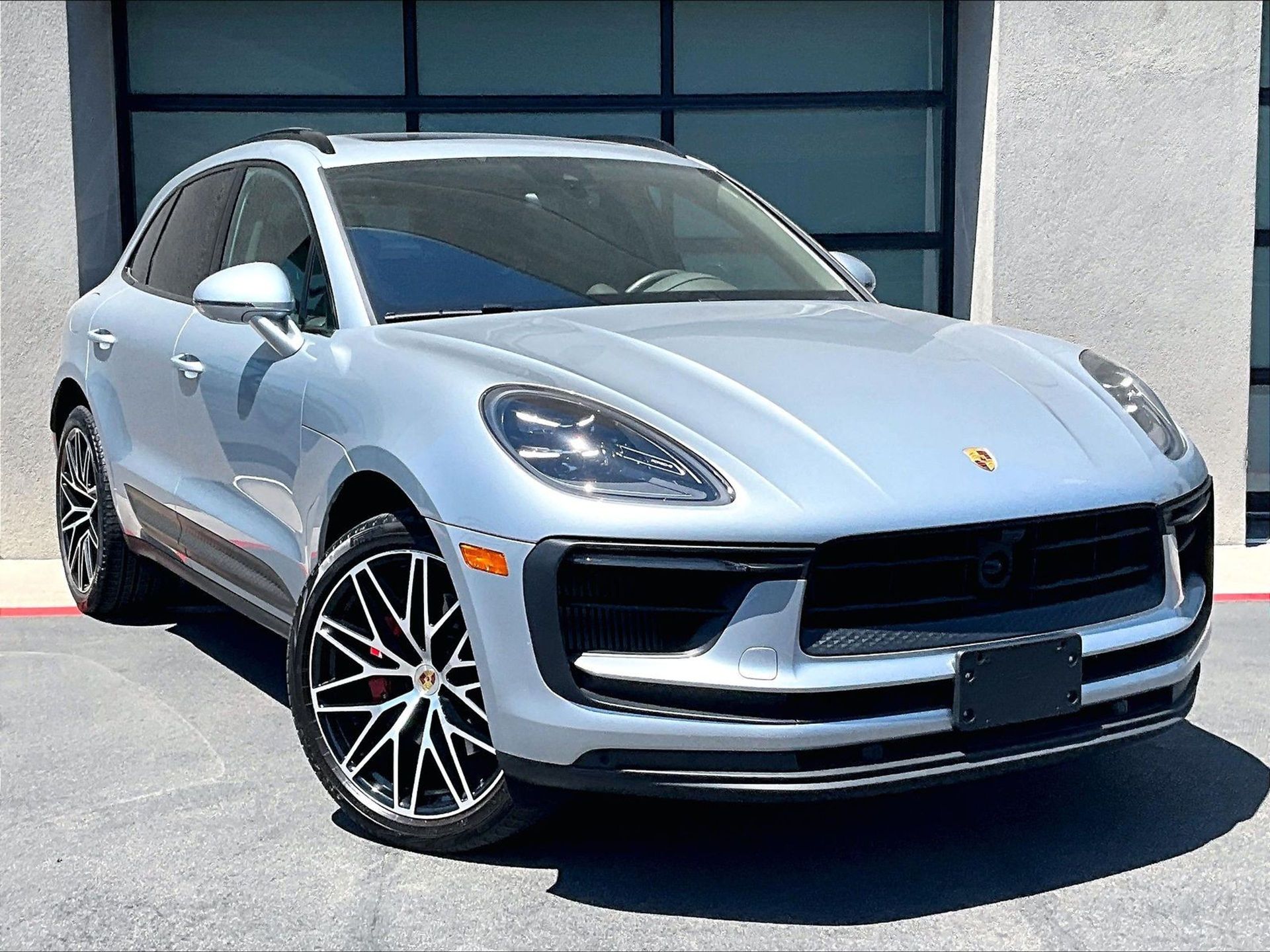 2023 Macan S picture #8