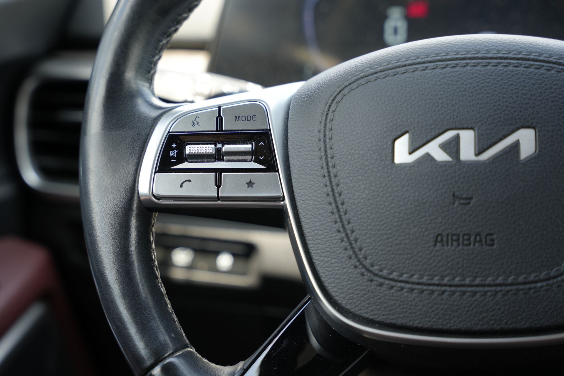 2023 Kia Telluride EX Gray at Community Toyota