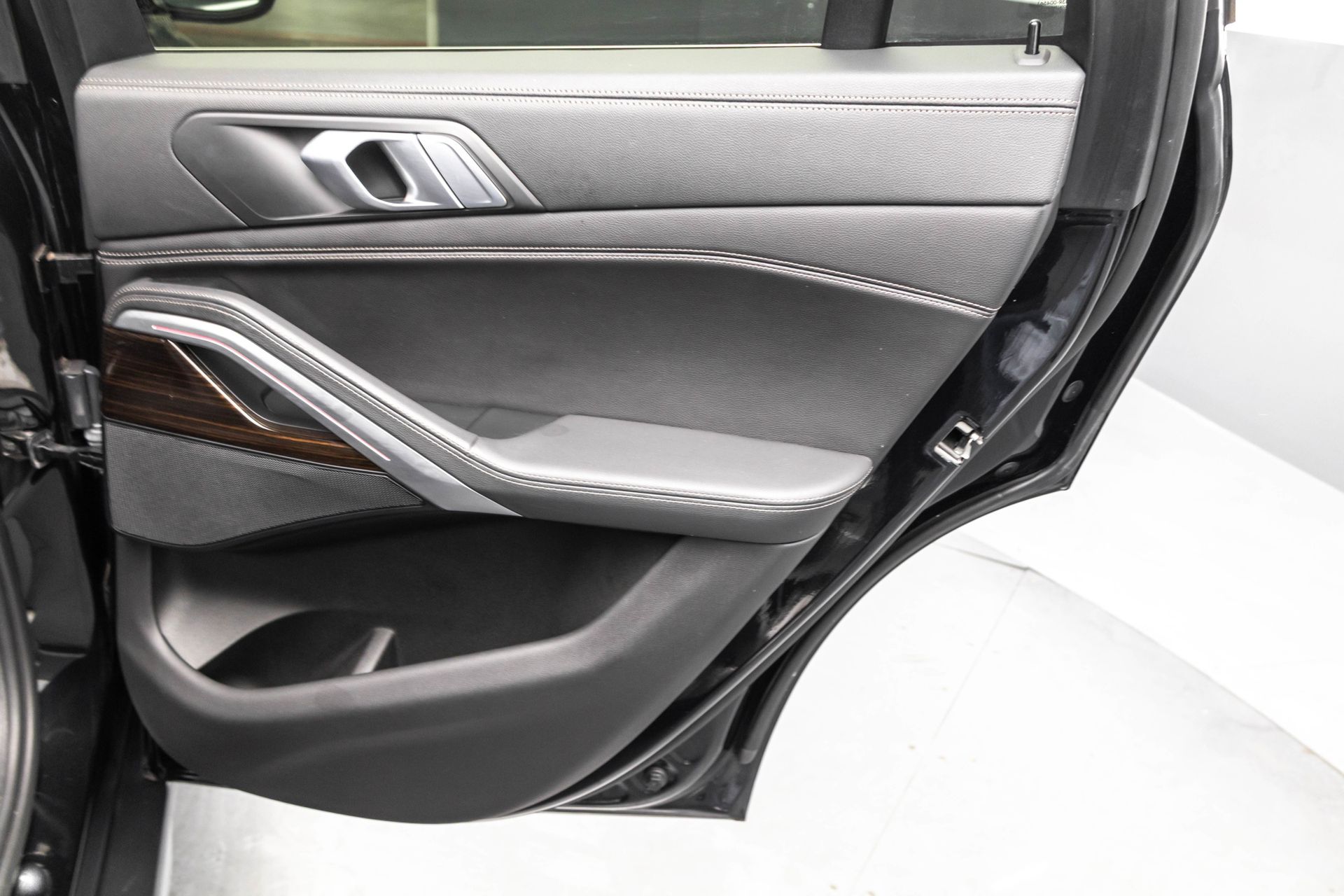 2020 BMW X6 - Image 37