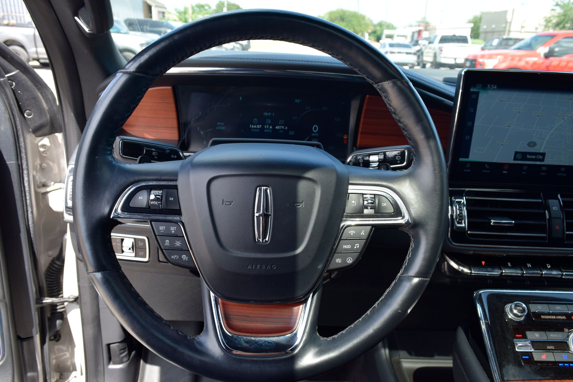 2023 Lincoln Navigator Reserve White at DeMontrond Ford