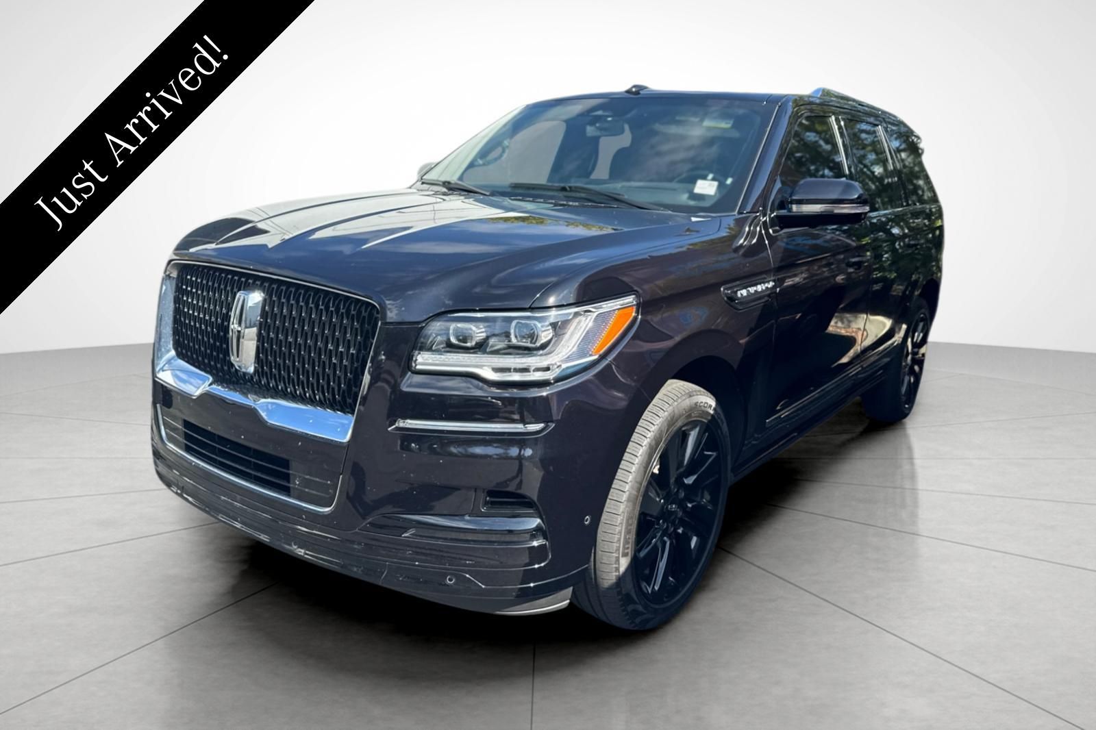 Black Metallic 2024 Lincoln Navigator SUV / Crossover Four-Wheel Drive Automatic