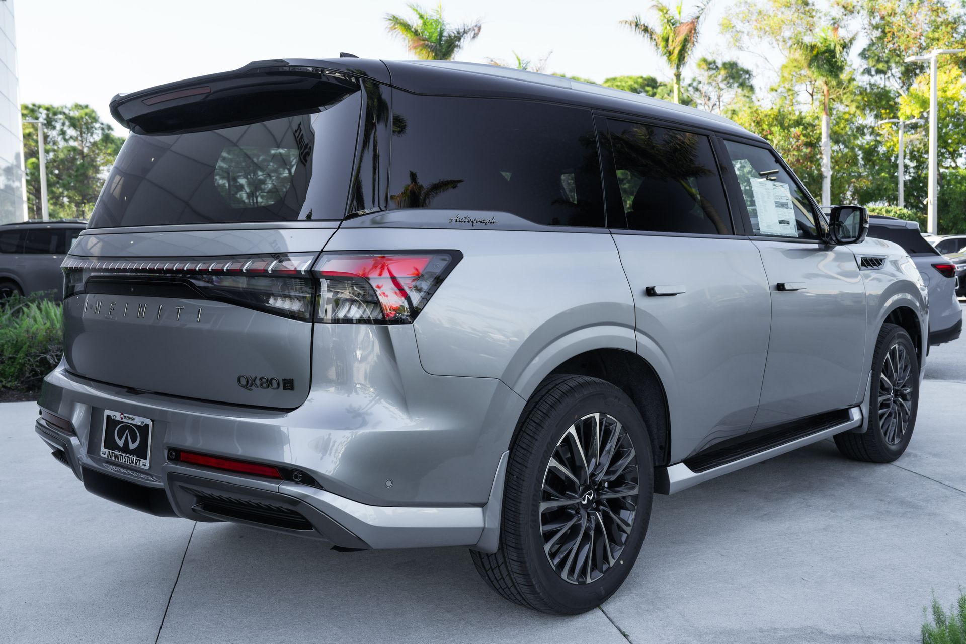 new 2026 INFINITI QX80 car, priced at $101,600
