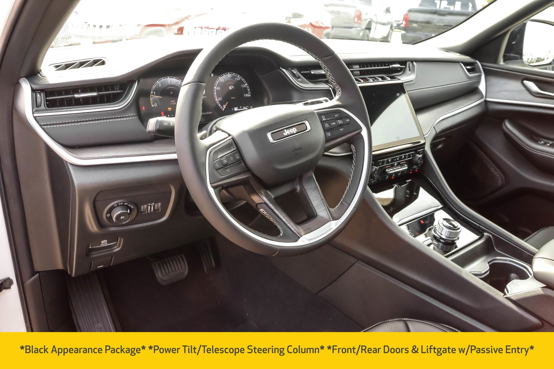 2025 JEEP GRAND CHEROKEE - Image 4