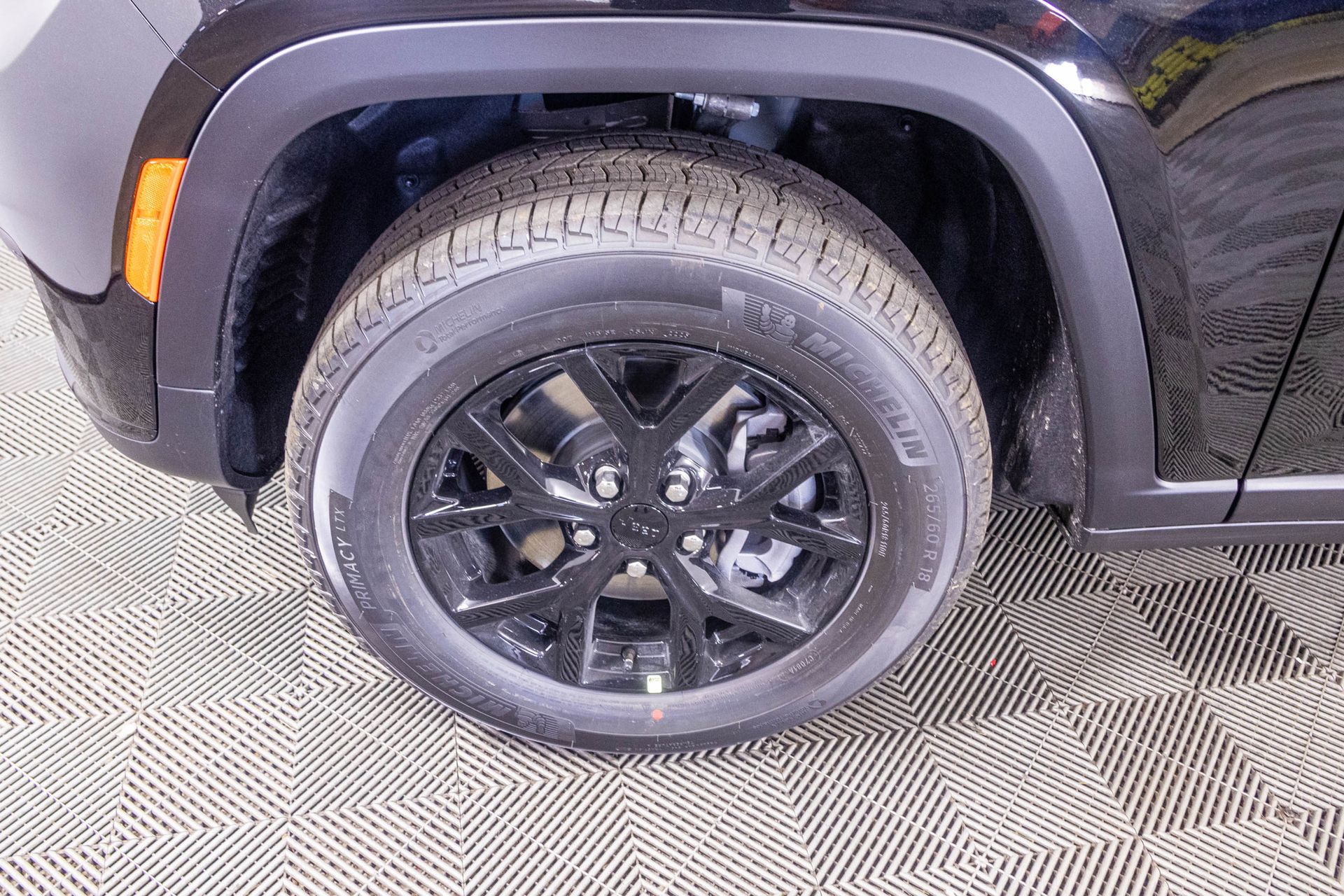 2025 JEEP GRAND CHEROKEE L - Image 44