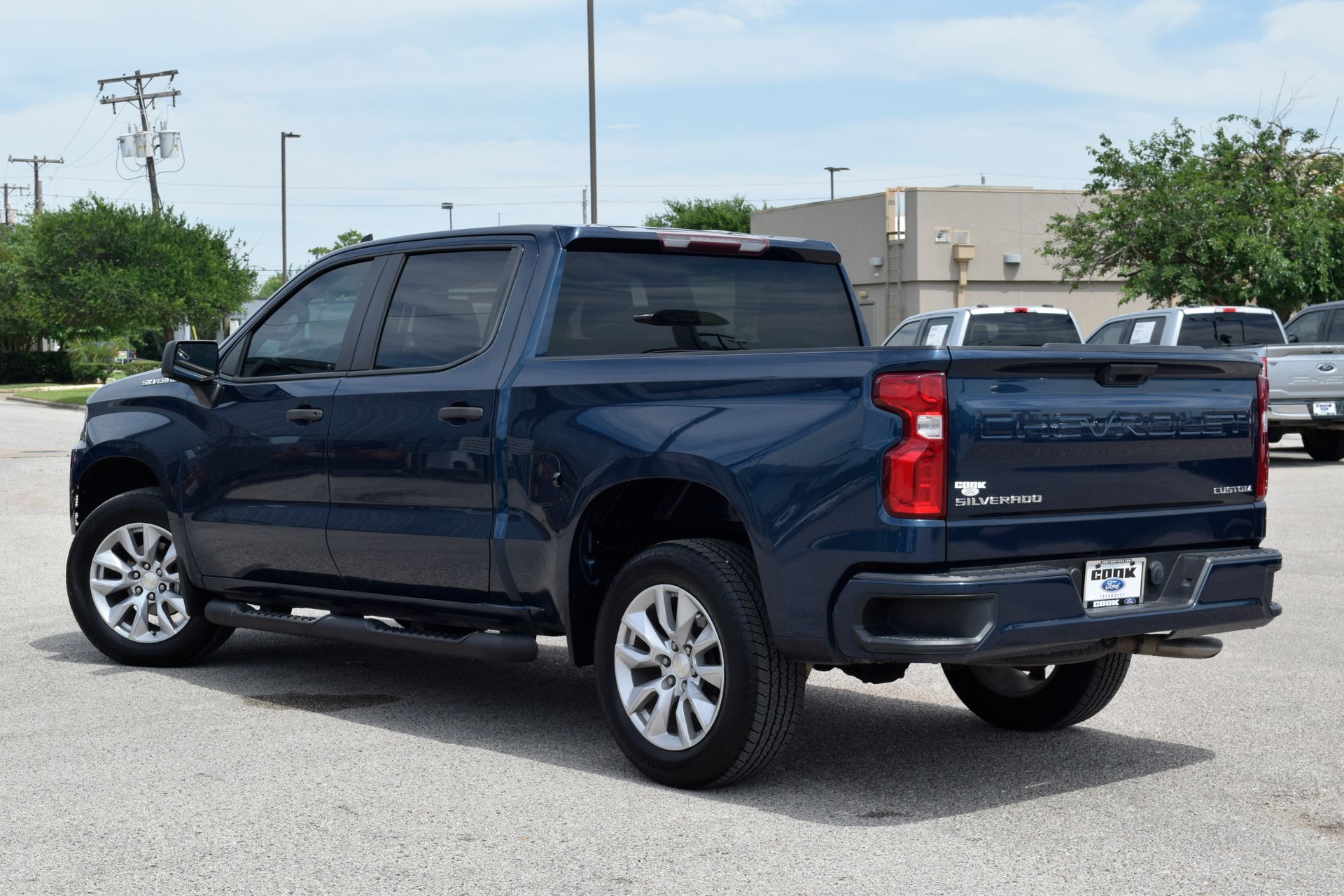 2020 Chevrolet Silverado 1500 Custom - 3