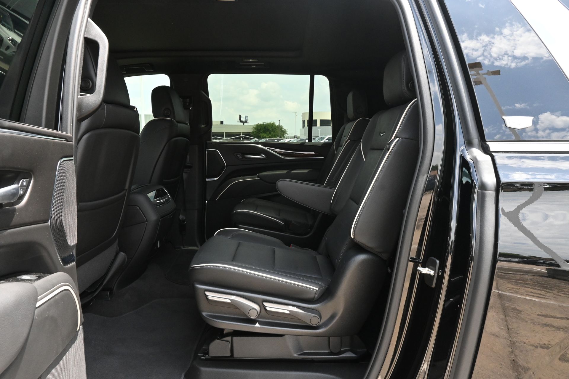 2024 Cadillac Escalade ESV Premium Black at Bayway Cadillac of The Woodlands