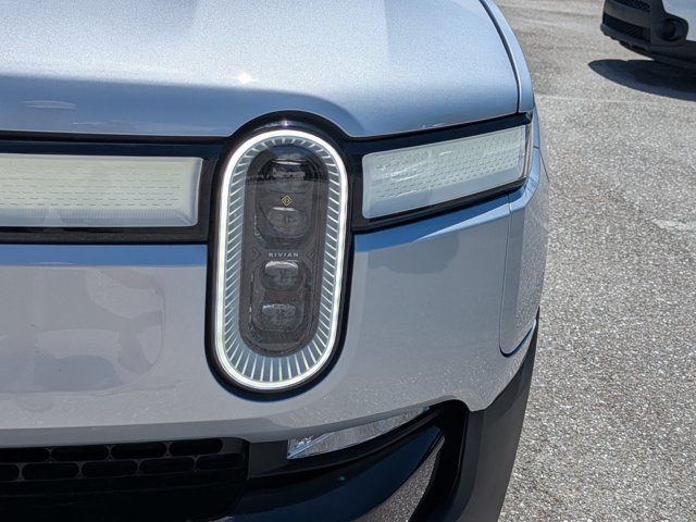 Used 2024 LA Silver Rivian  image 10