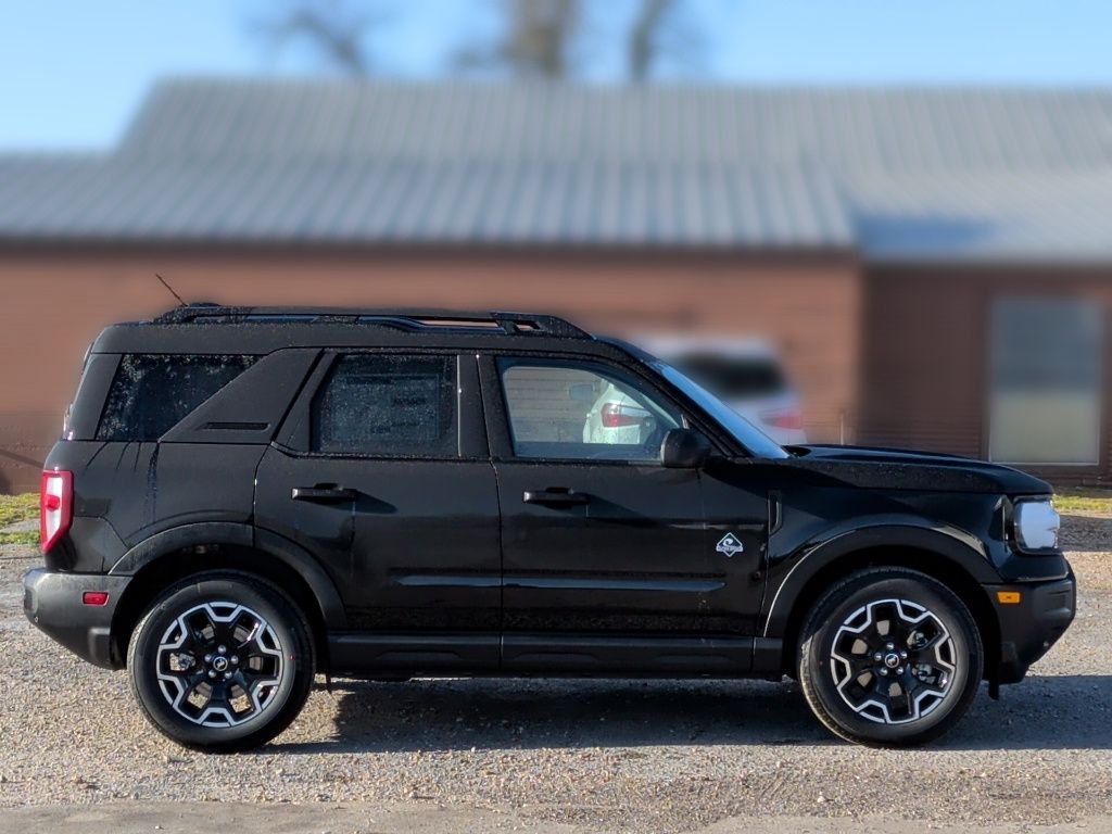 2026 Ford Bronco Sport Outer Banks - 5