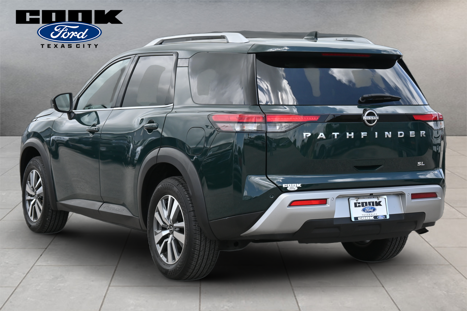 2025 Nissan Pathfinder SL Black at Baytown Hyundai