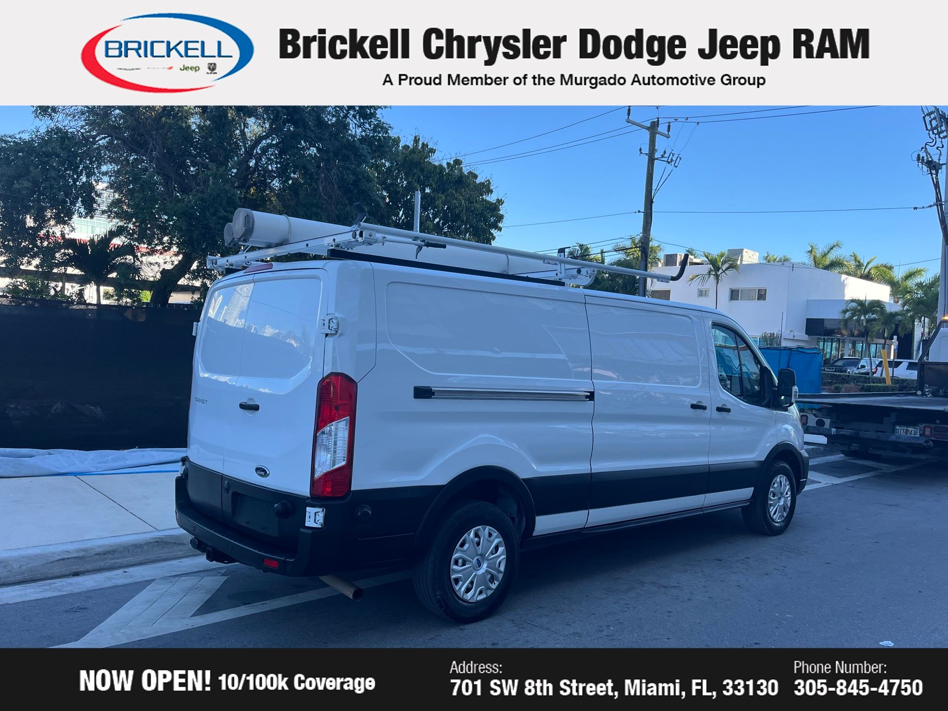 View vehicle photo 5