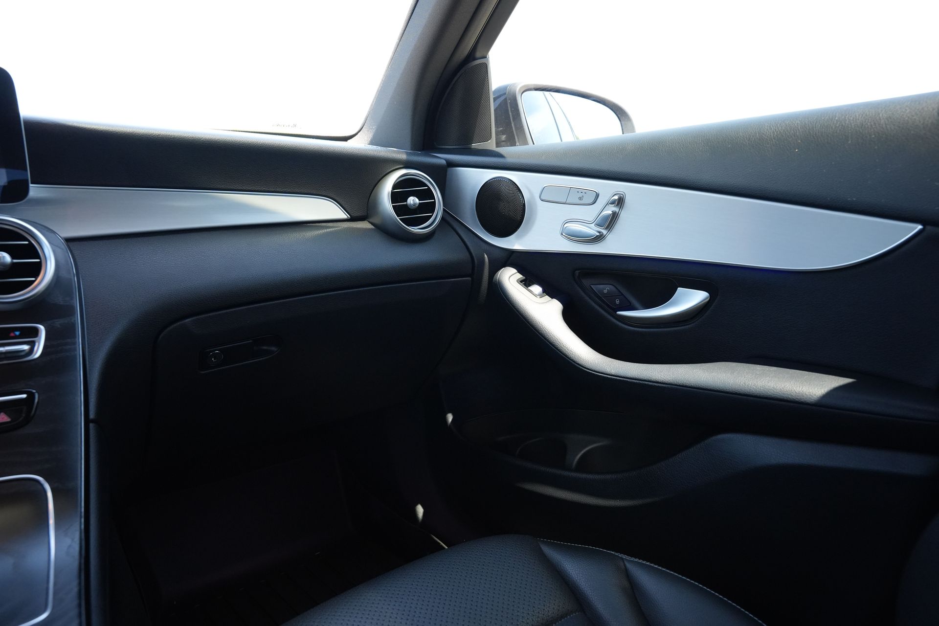 2022 Mercedes-Benz GLC GLC 300 Gray at Shottenkirk Kia Fort Bend