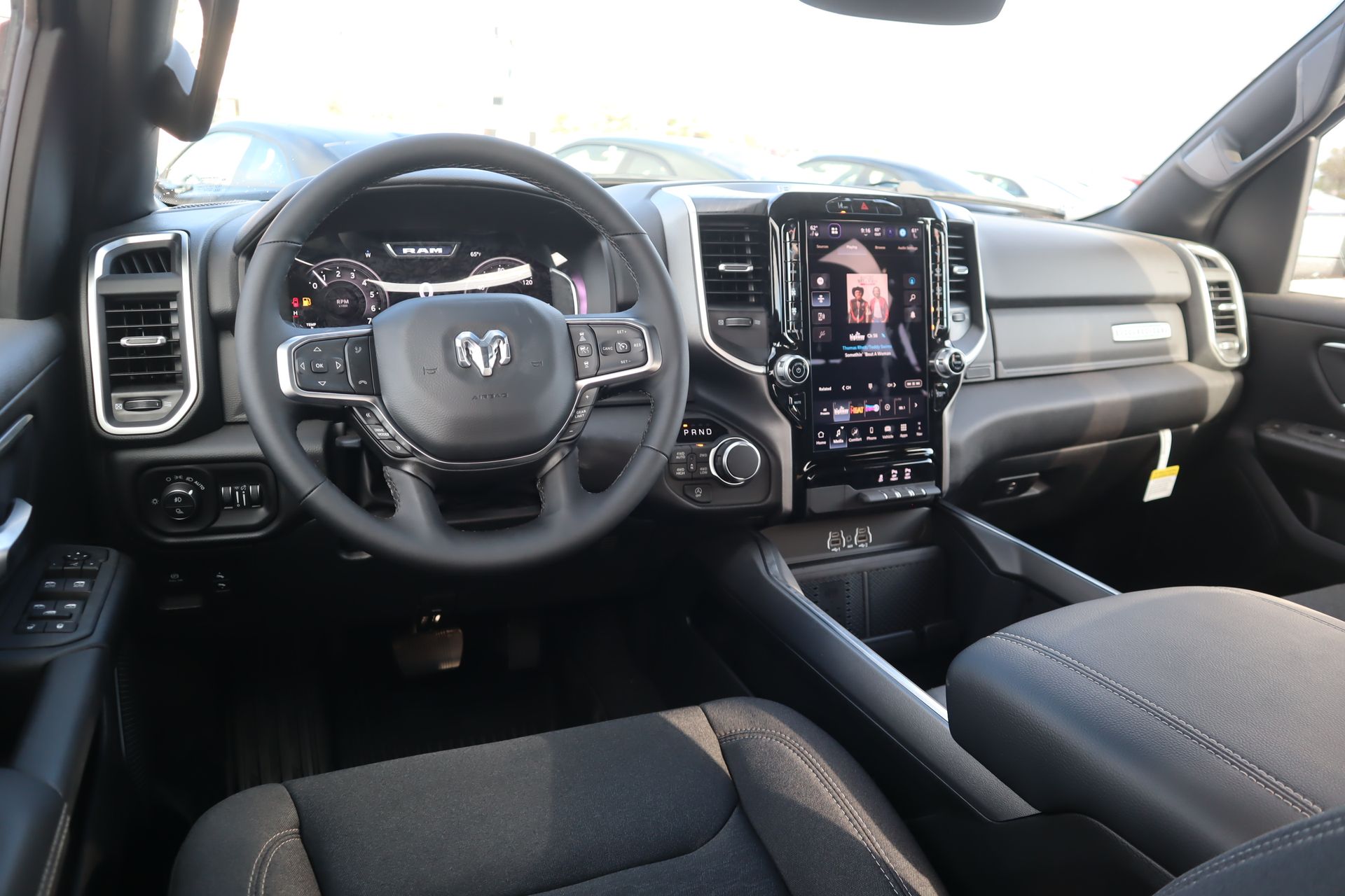 View vehicle photo 2