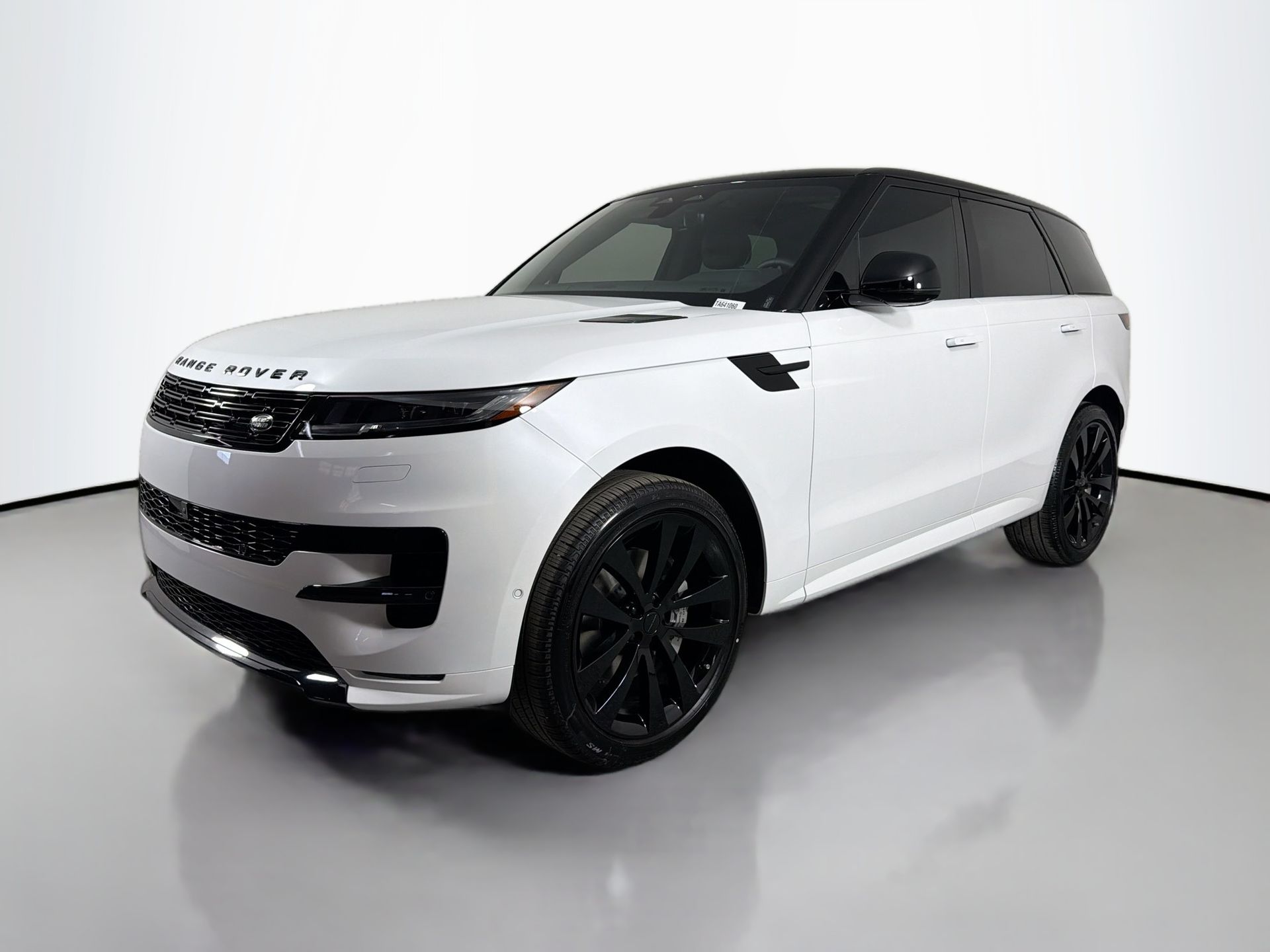 Ostuni Pearl Wht Prem Met 2026 Land Rover Range Rover Sport P400 Dynamic SE AWD SUV / Crossover All-Wheel Drive 8-Speed Automatic