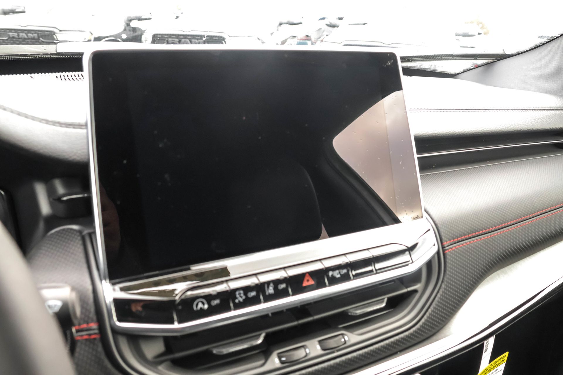 2026 JEEP COMPASS - Image 17