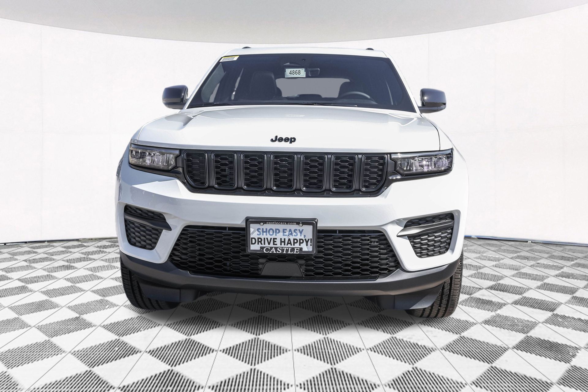 2025 JEEP GRAND CHEROKEE - Image 13