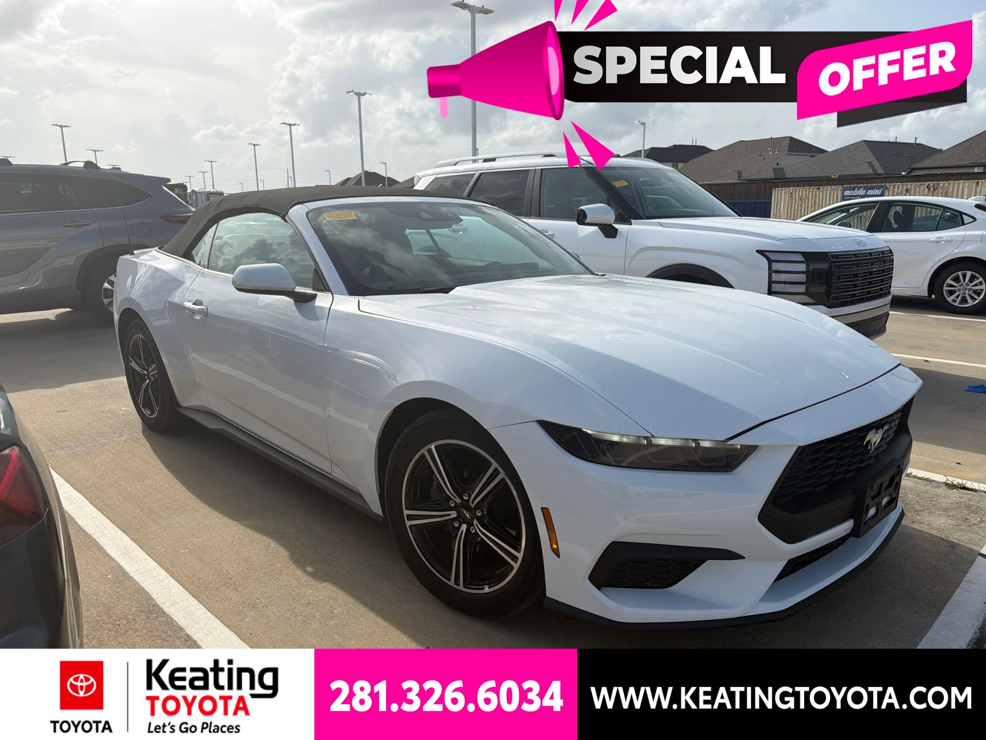 Oxford White 2025 Ford Mustang Convertible Rear-Wheel Drive Automatic