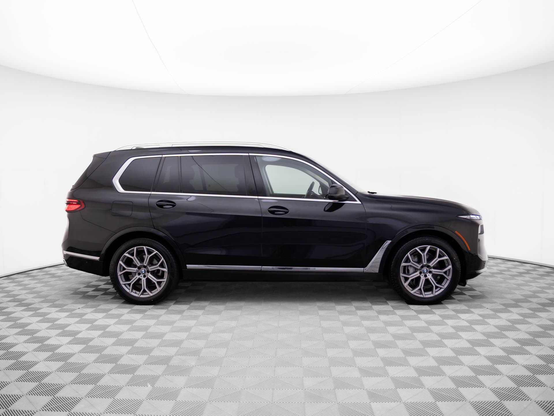 2023 BMW X7 xDrive40i photo